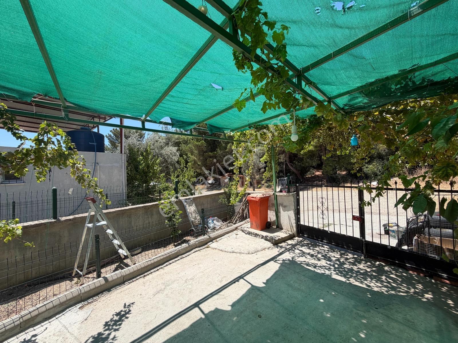 44 Bornova Yaka Mahallesi 340 M² Arsa İçinde Satılık Arsa — fotoğraf 8
