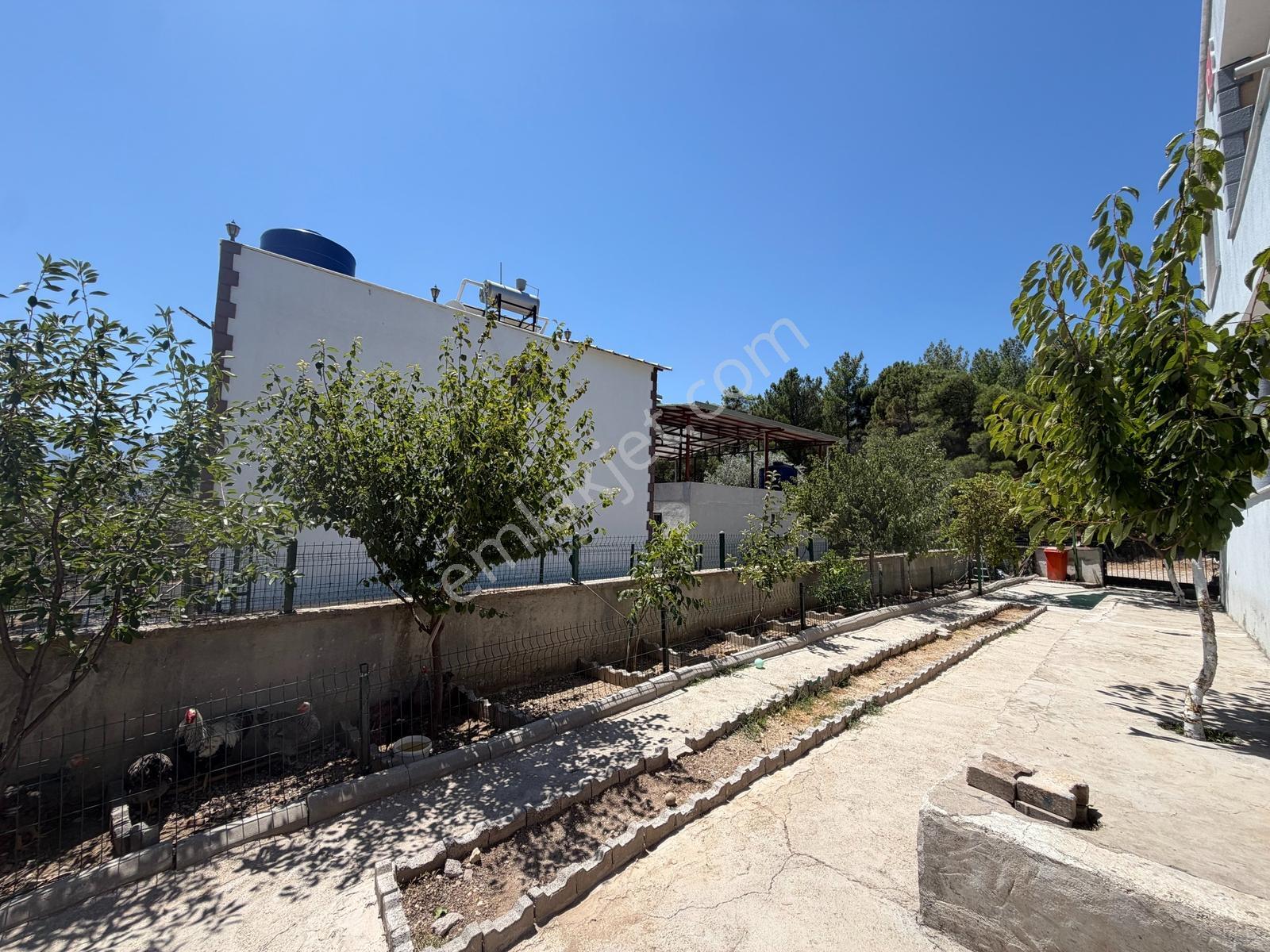 44 Bornova Yaka Mahallesi 340 M² Arsa İçinde Satılık Arsa — fotoğraf 10