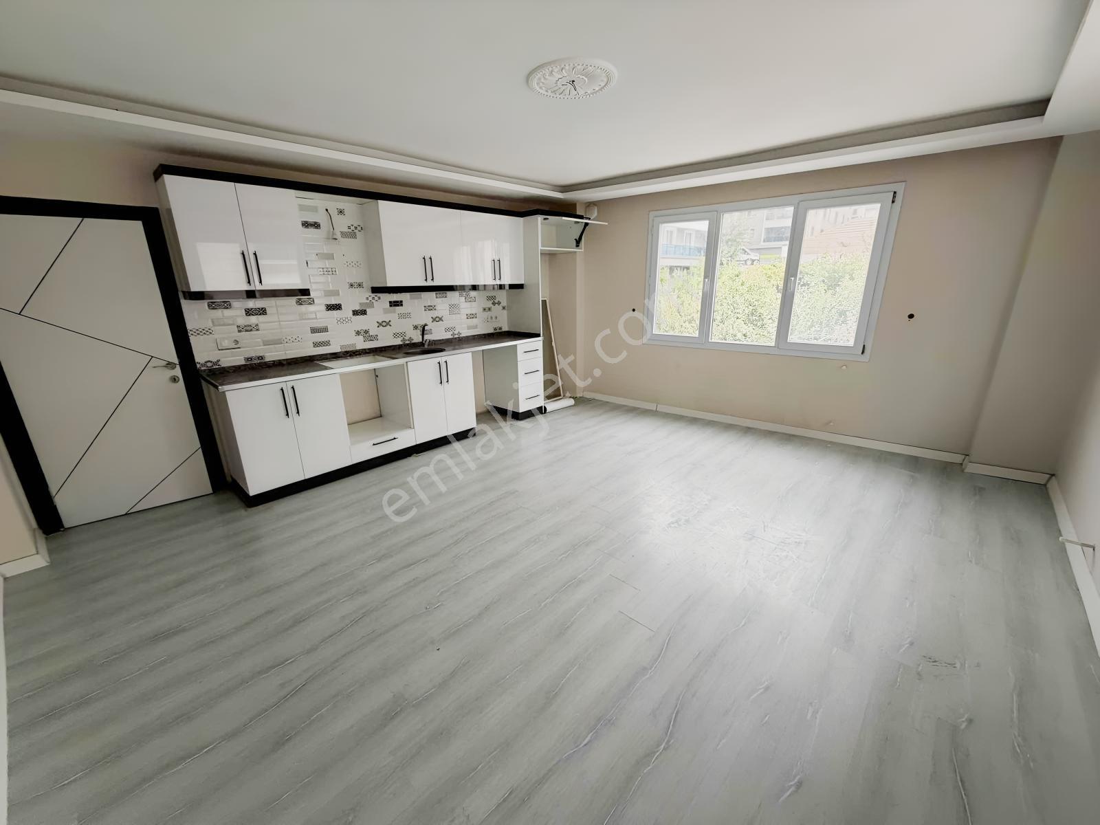 50 Remax Best Ofisinden Salimbey'de 4+1 Dublex — fotoğraf 2