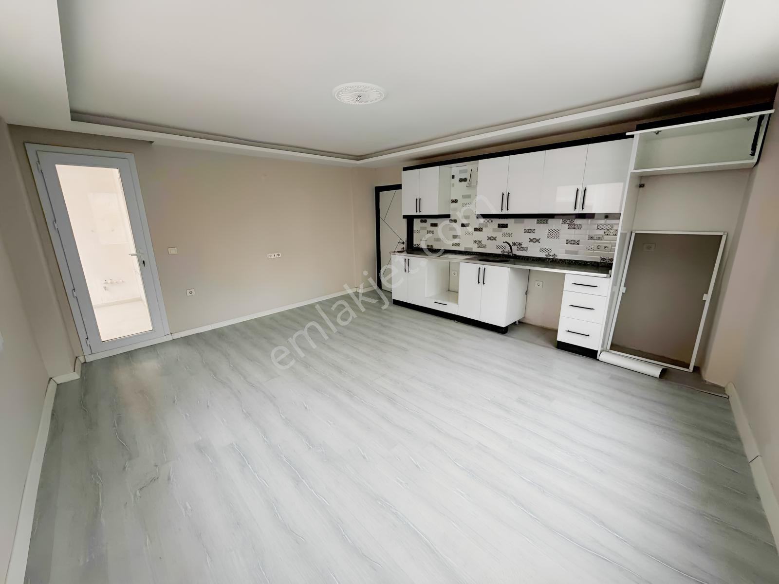 50 Remax Best Ofisinden Salimbey'de 4+1 Dublex — fotoğraf 3