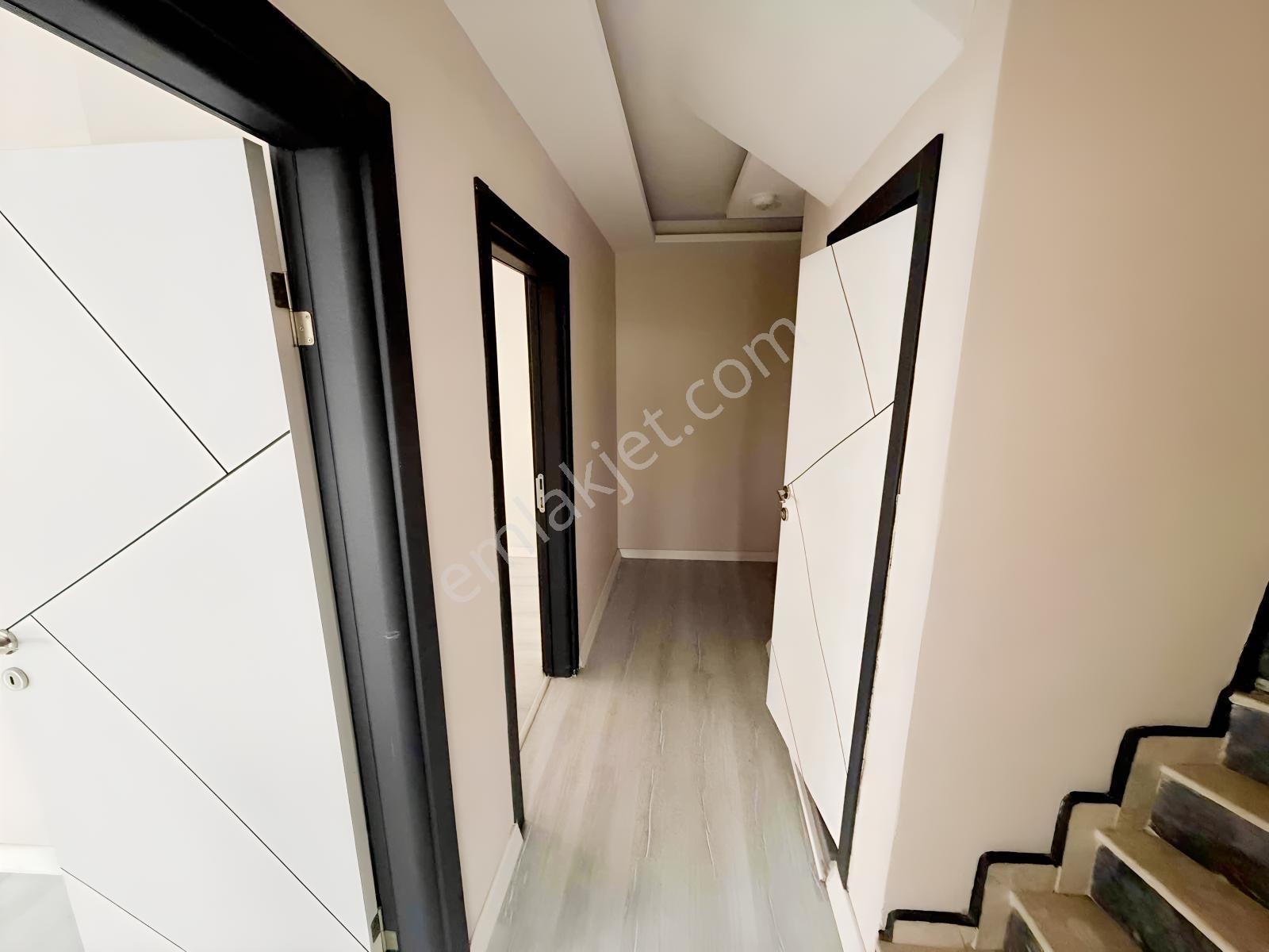 50 Remax Best Ofisinden Salimbey'de 4+1 Dublex — fotoğraf 9