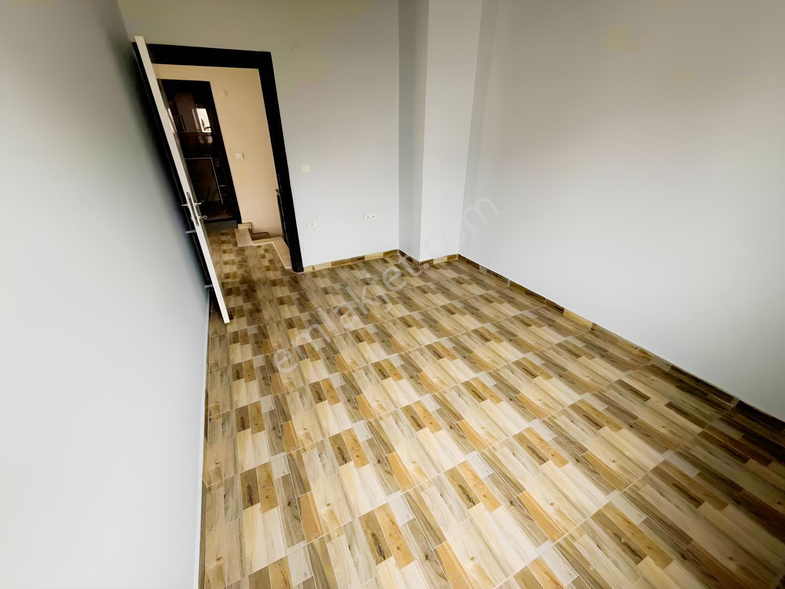 50 Remax Best Ofisinden Salimbey'de 4+1 Dublex — fotoğraf 20