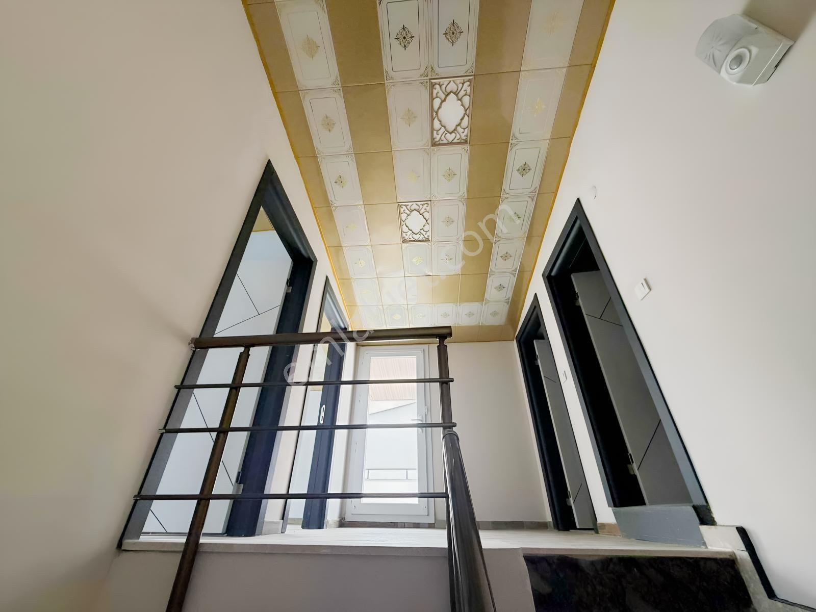 50 Remax Best Ofisinden Salimbey'de 4+1 Dublex — fotoğraf 34