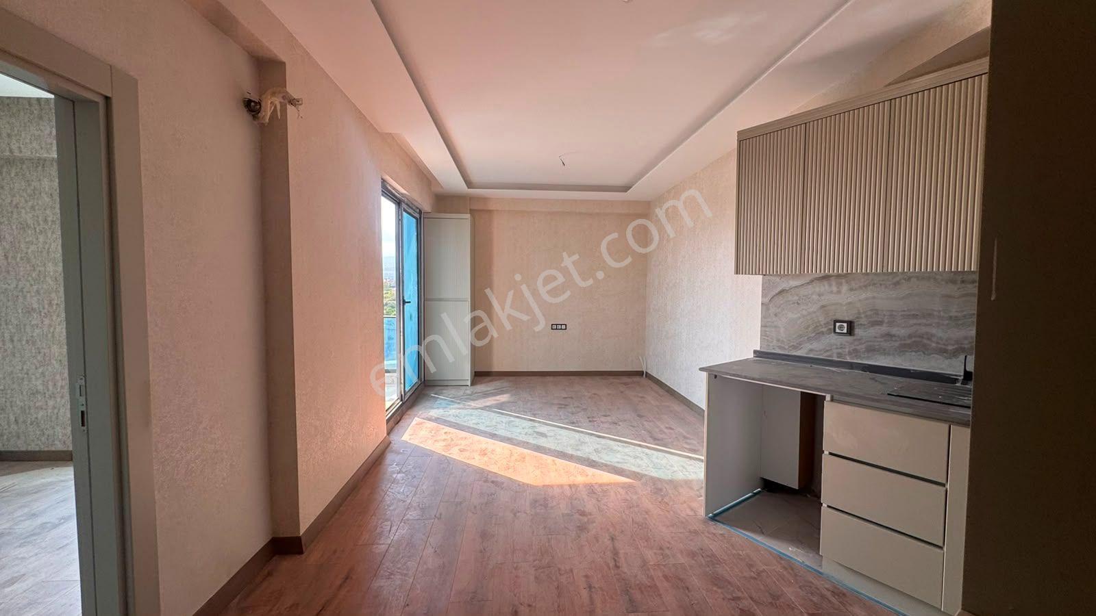 Erdemli Tömük'te Satılık 1+1 Sıfır Daire — fotoğraf 4