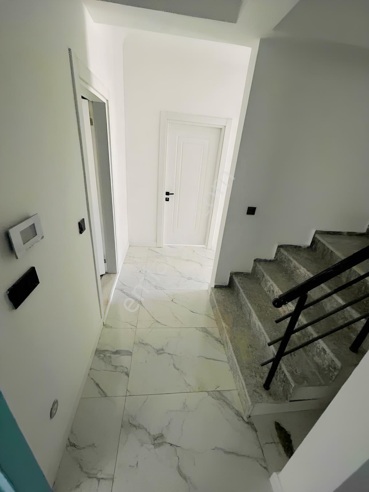 Site İçi 4+1 Dubleks Bahçeli Ön Cephe Muhteşem Daire — fotoğraf 7