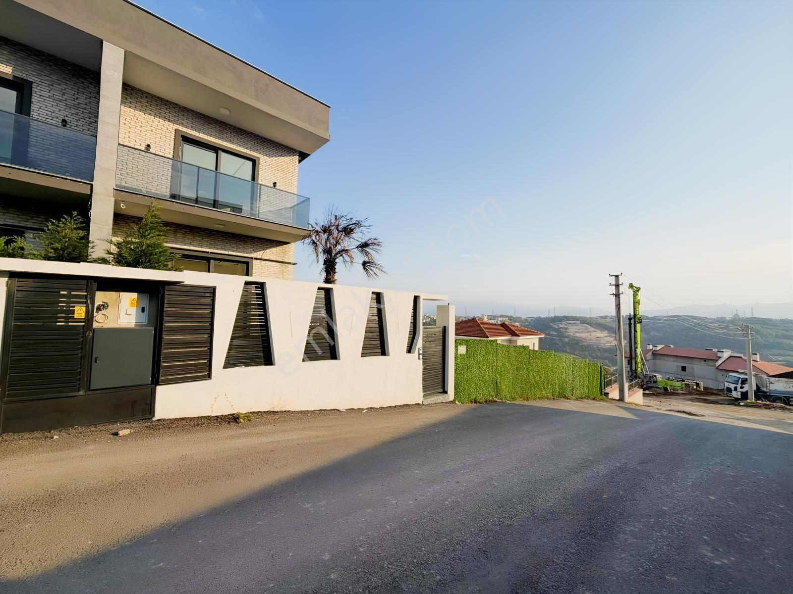 Serdivan 4+1 Satılık Villa Muhteşem Konum — fotoğraf 31