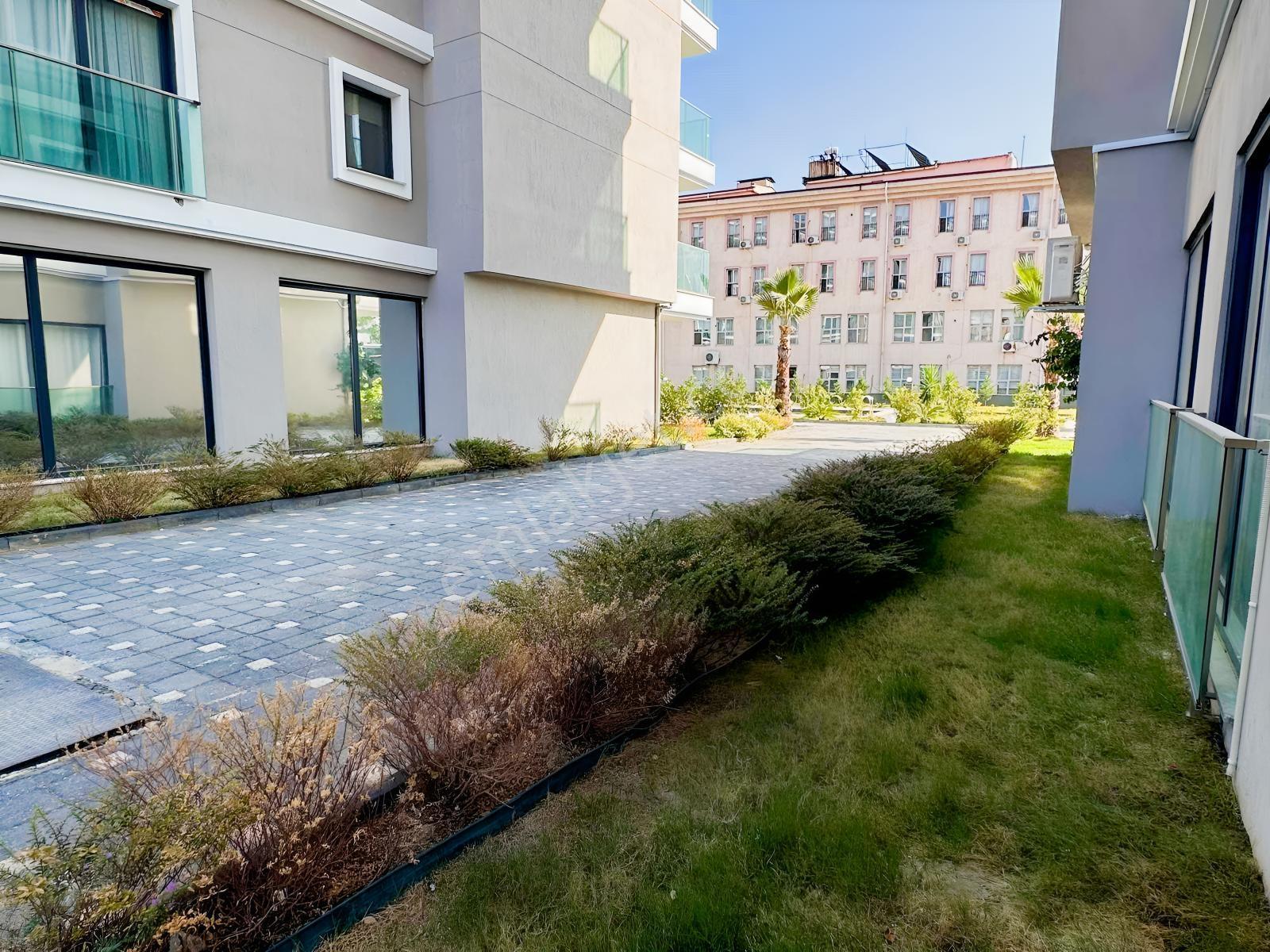 Milas Maçka Park'ta Havuzlu Sitede Satılık 2+1 Daire — fotoğraf 2