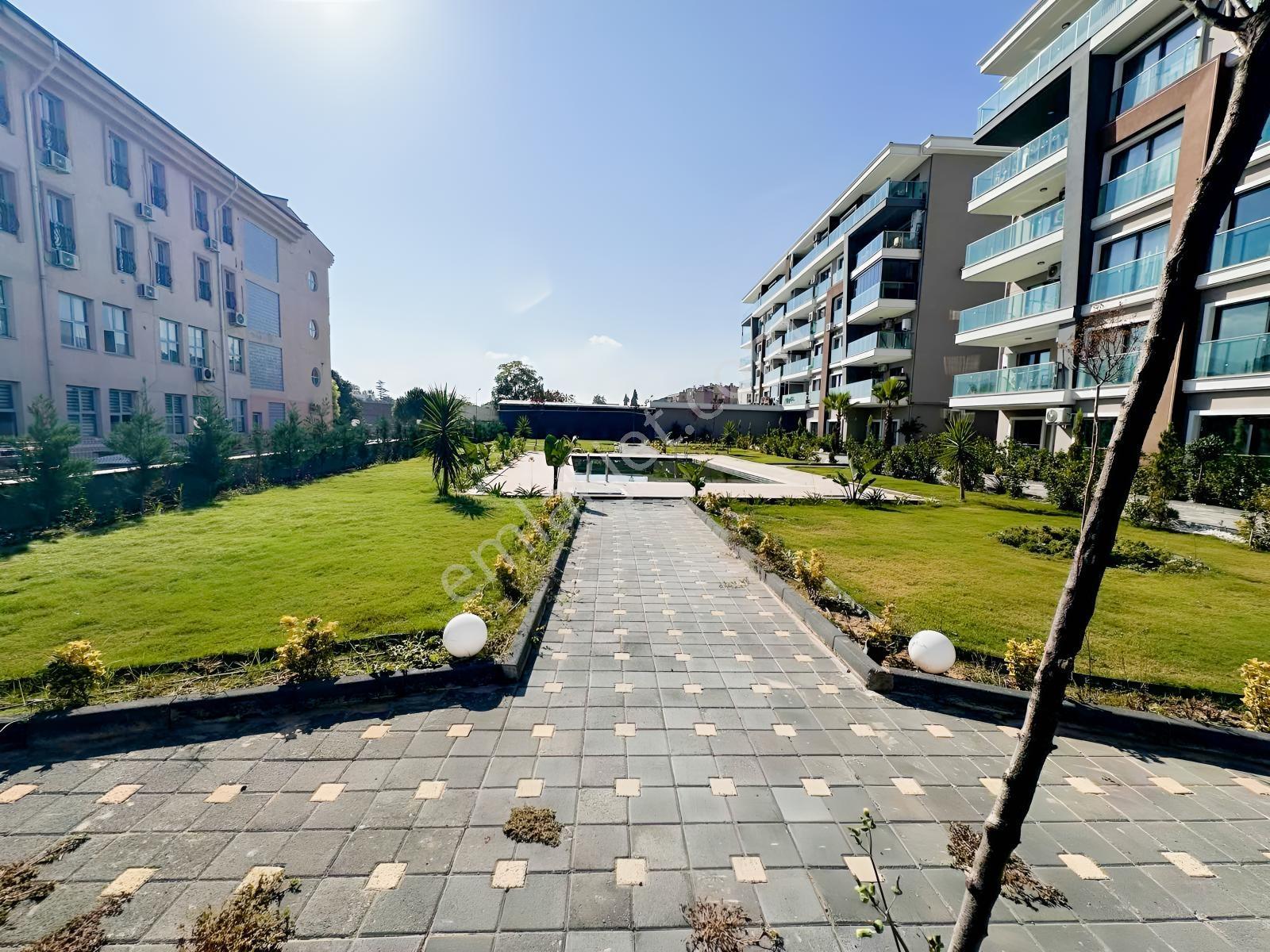 Milas Maçka Park'ta Havuzlu Sitede Satılık 2+1 Daire — fotoğraf 3