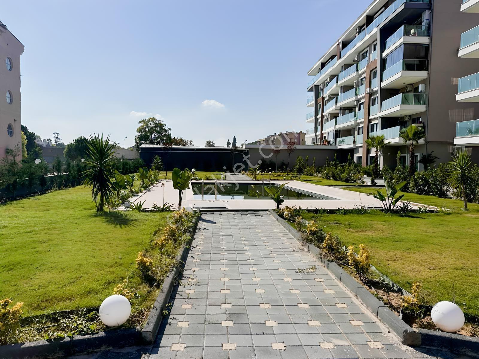 Milas Maçka Park'ta Havuzlu Sitede Satılık 2+1 Daire — fotoğraf 4