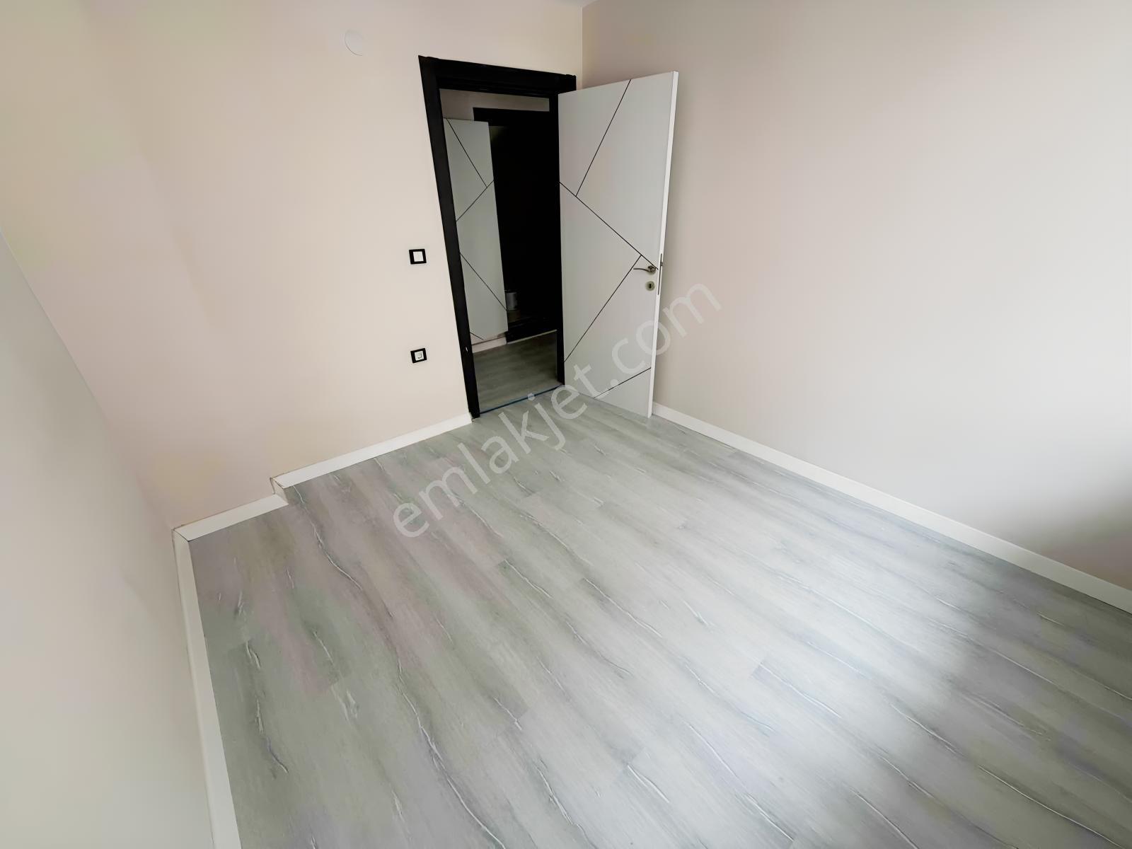 57 Remax Best Ofisinden Dikili Salimbey Merkezde 3+1 Dublex — fotoğraf 9