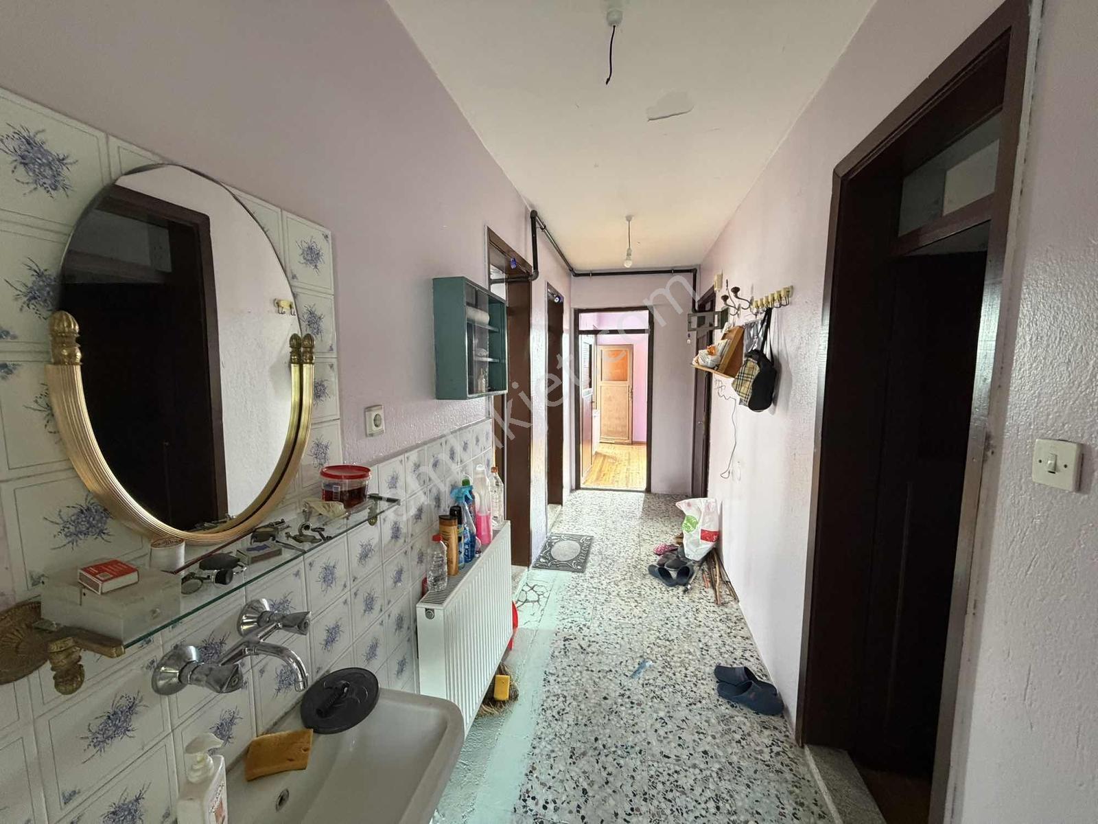 16 Remax Best Ofisinden Komple Satılık Bina — fotoğraf 10