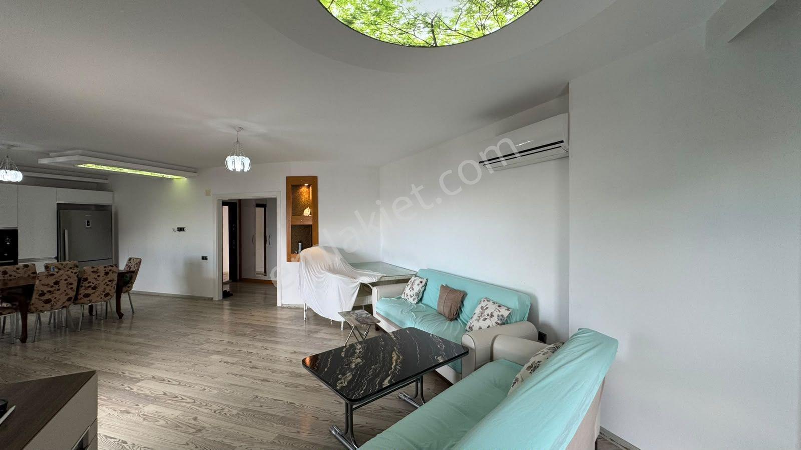 Erdemli Ayaş'ta Deniz Manzaralı Eşyalı 1+1 Daire — fotoğraf 13