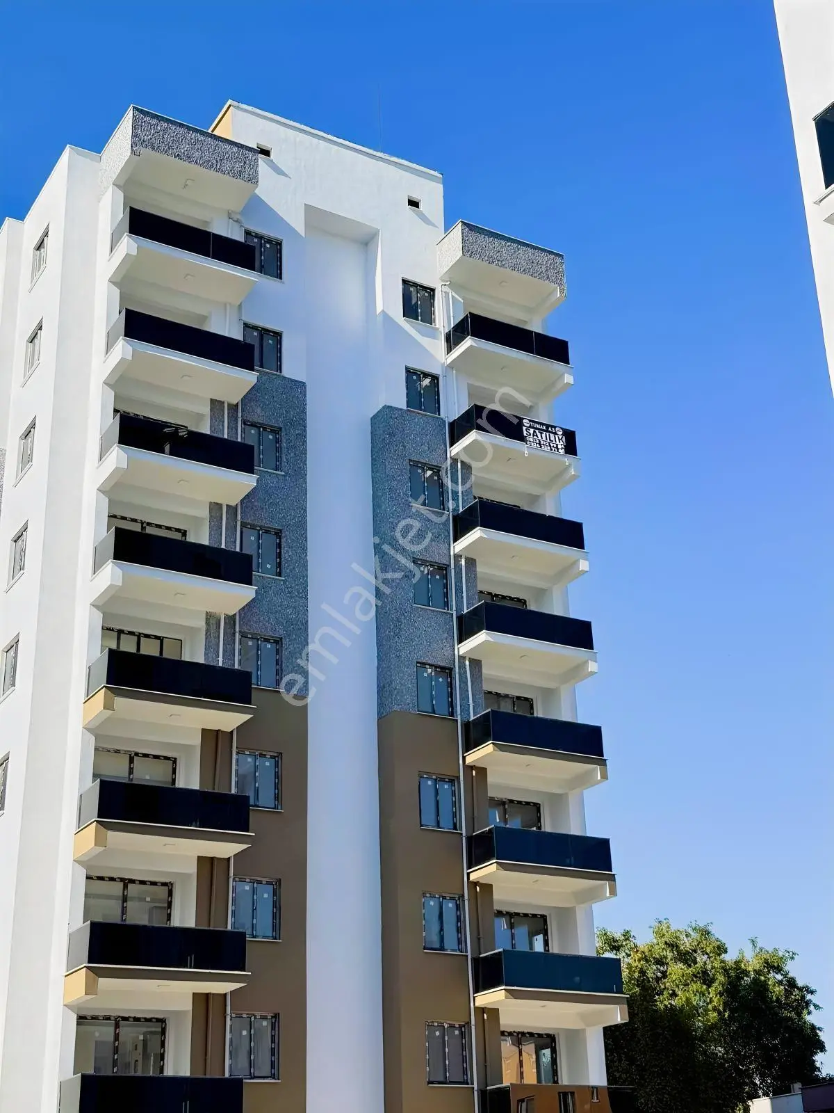 Arpaçbahşişte Kapalı Otoparklı Manzaralı Satılık 2+1 Lüx Daire — fotoğraf 2