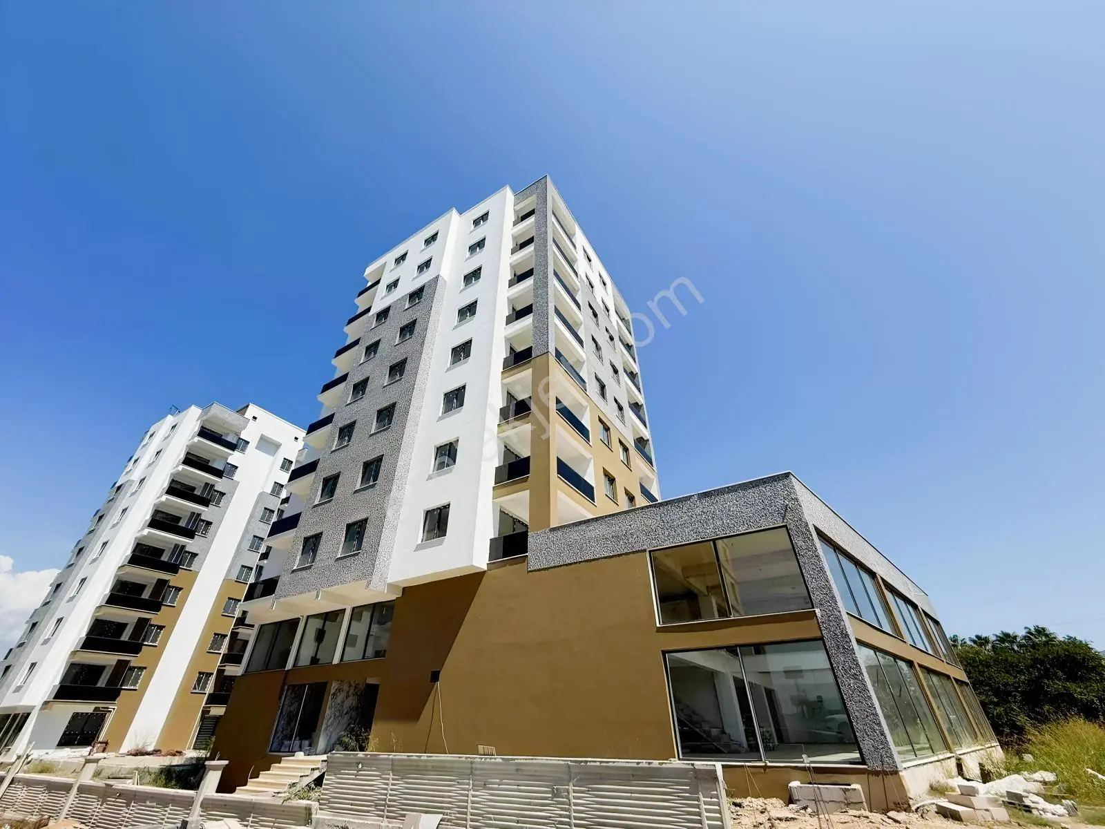 Arpaçbahşişte Kapalı Otoparklı Manzaralı Satılık 2+1 Lüx Daire — fotoğraf 4