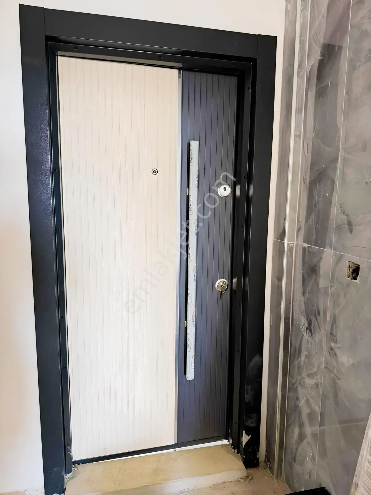 Arpaçbahşişte Kapalı Otoparklı Manzaralı Satılık 2+1 Lüx Daire — fotoğraf 5