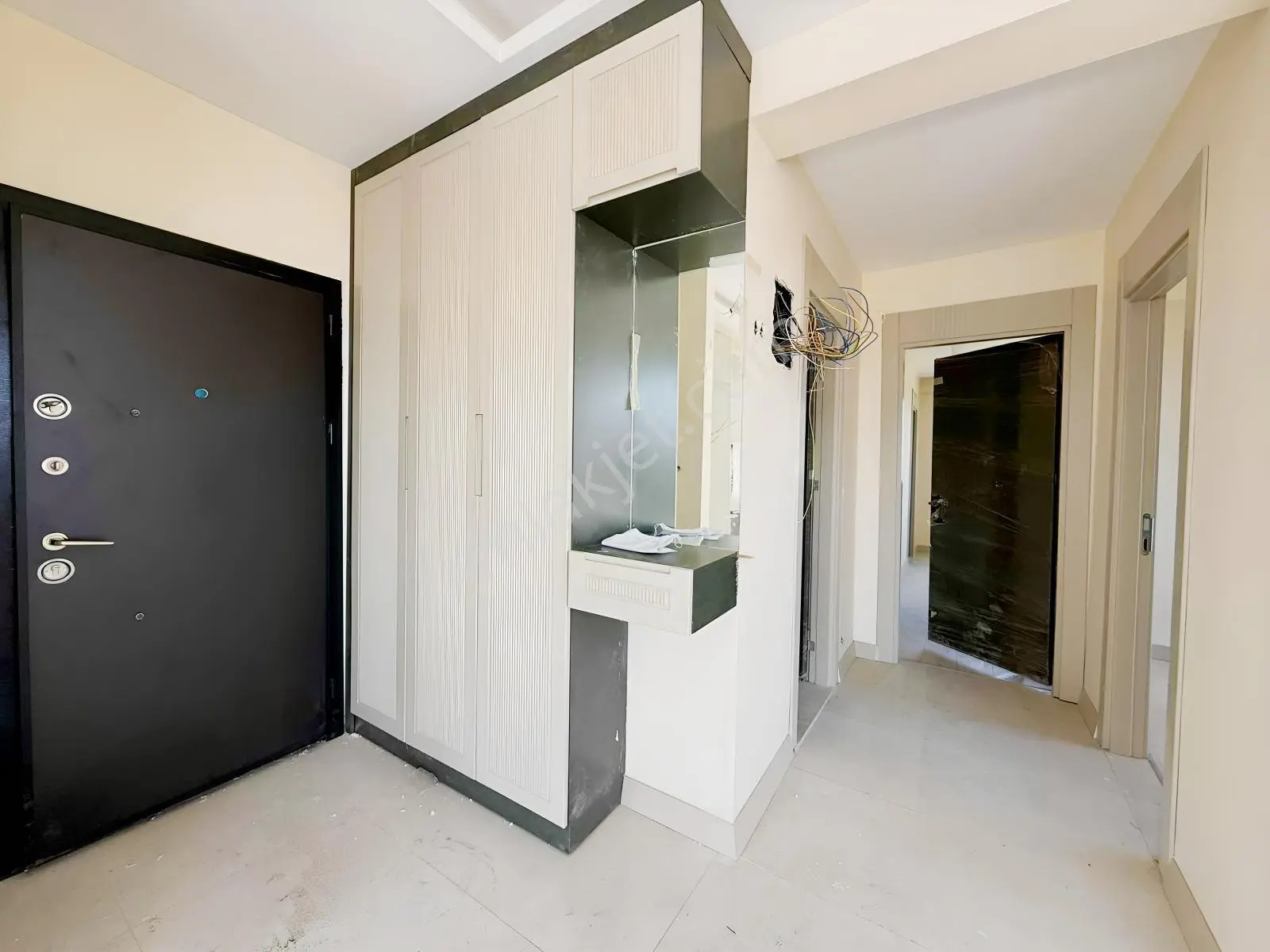 Arpaçbahşişte Kapalı Otoparklı Manzaralı Satılık 2+1 Lüx Daire — fotoğraf 7