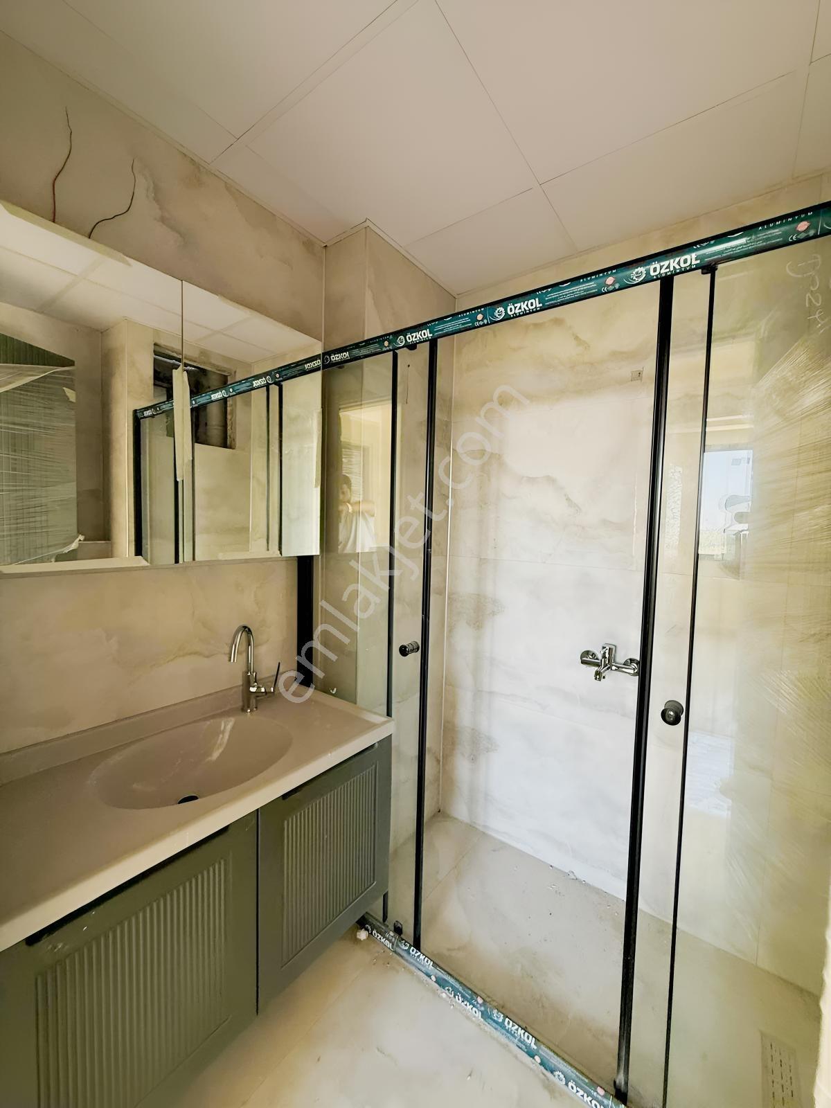 Arpaçbahşişte Kapalı Otoparklı Manzaralı Satılık 2+1 Lüx Daire — fotoğraf 23