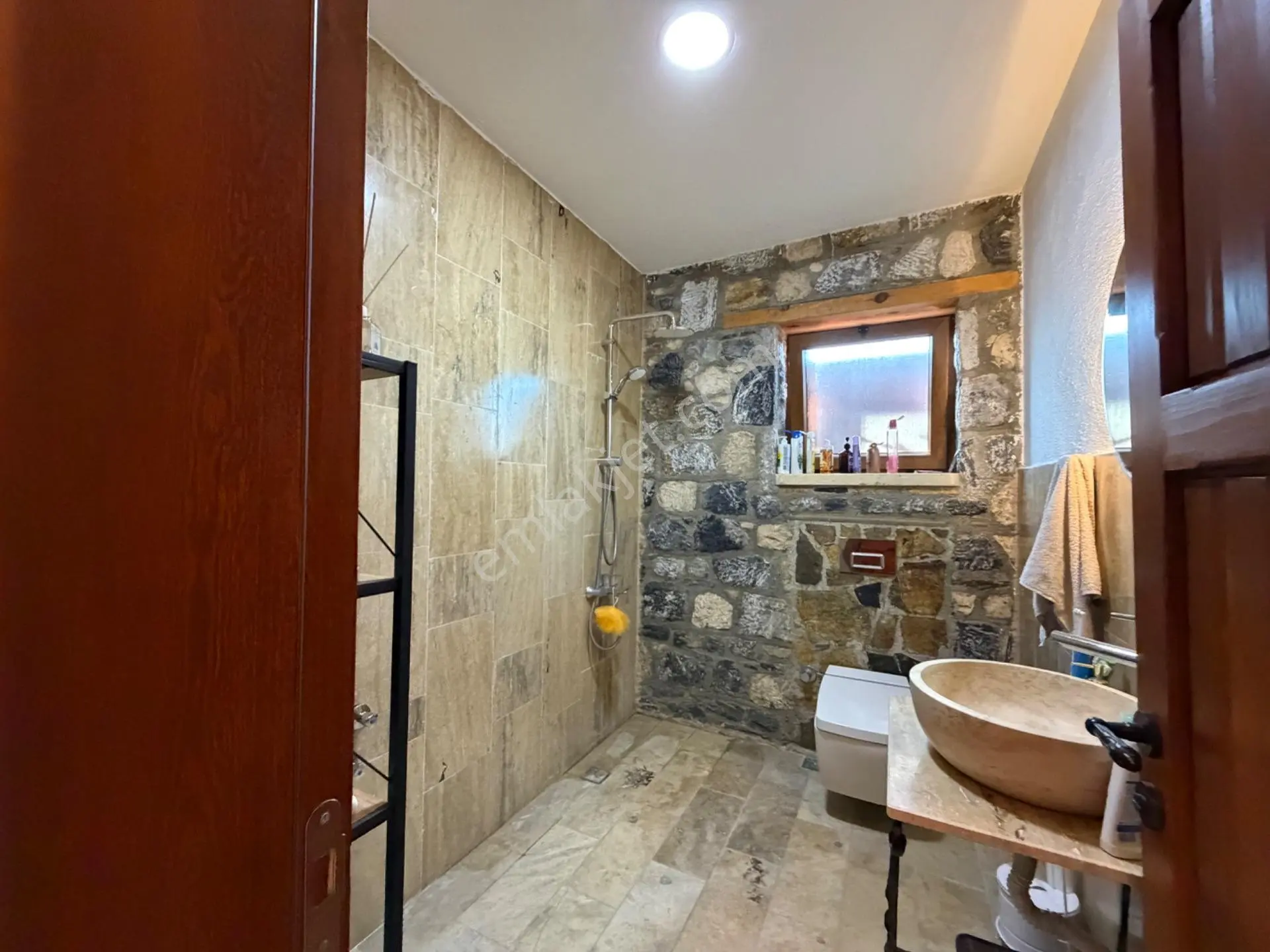 Gerçek Taş Ev Satılık 500 M2 Bahçeli — fotoğraf 12