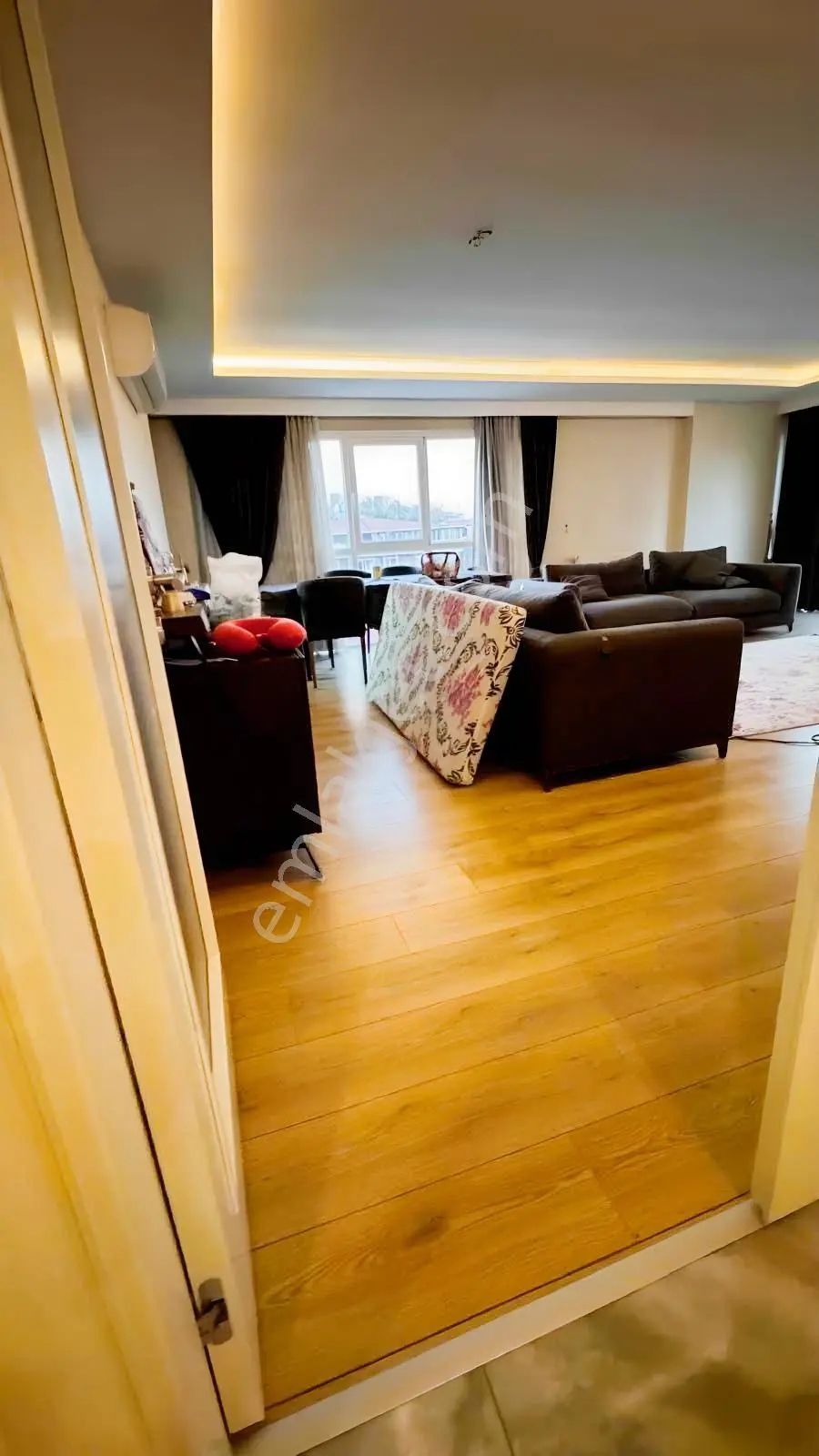 Tem Point Sitesinde Büyük Tip 3 + 1 Fırsat Daire — fotoğraf 17