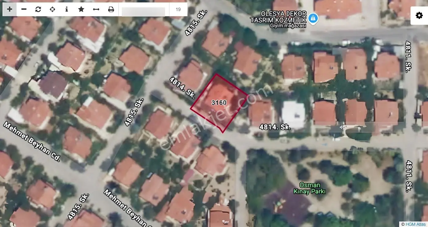 Mehmet Tönge'de Satılık Bahçeli 2+1 Müstakil Ev, 445 M2 — fotoğraf 2