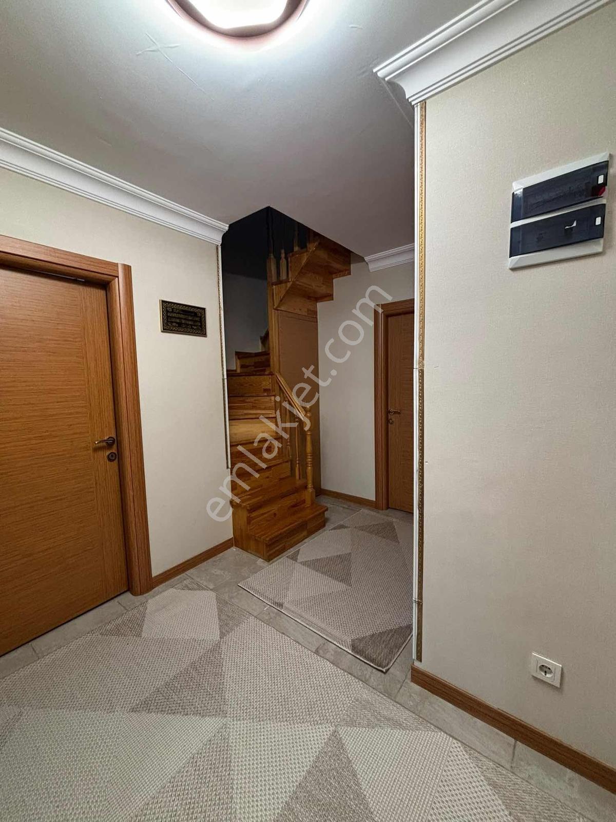 Pendik Nirvana Plus Sitesinde Lüx 6+1 Dublex Daire — fotoğraf 16