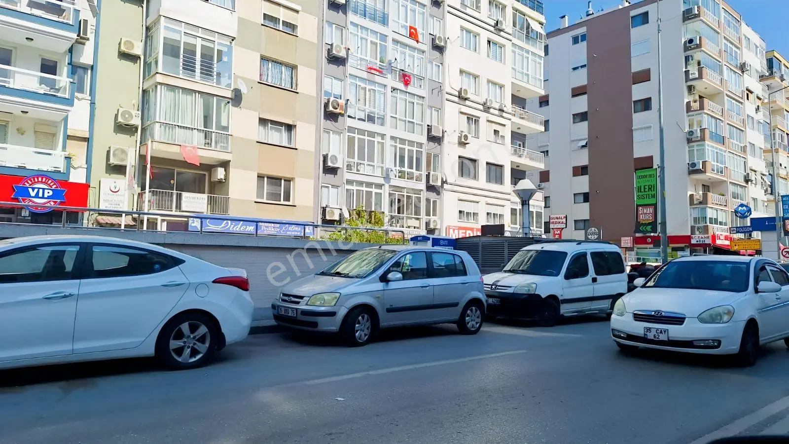 Poligon Metro Durağına 200 M. Mesafede Satılık 3+1 Daire — fotoğraf 38