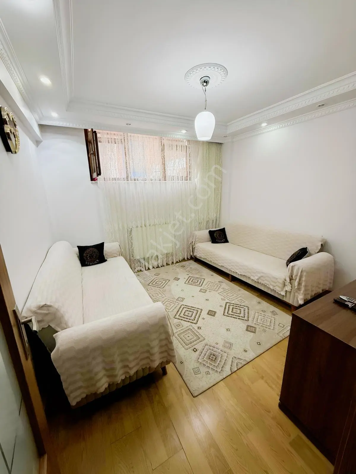 Tek Doğandan Beştelsizde Satılık 2+1 Daire — fotoğraf 3