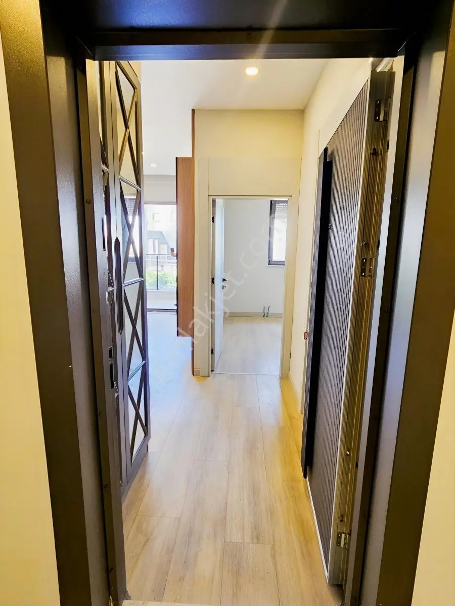 Altıntaşta Kapalı Otoparklı İskanlı 1+1 Daire Ultra Lüx — fotoğraf 12