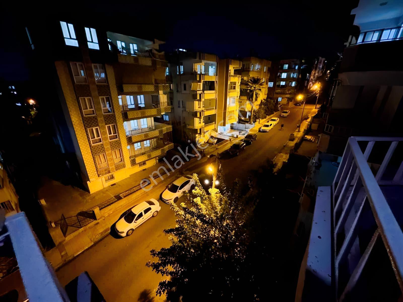Geylani Emlak'Tan Acil 3+1 165 M2 Son Kat