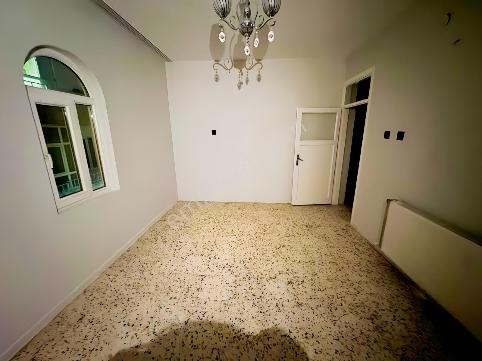 Geylani Emlak'tan Acil 3+1 165 M2 Son Kat — fotoğraf 12