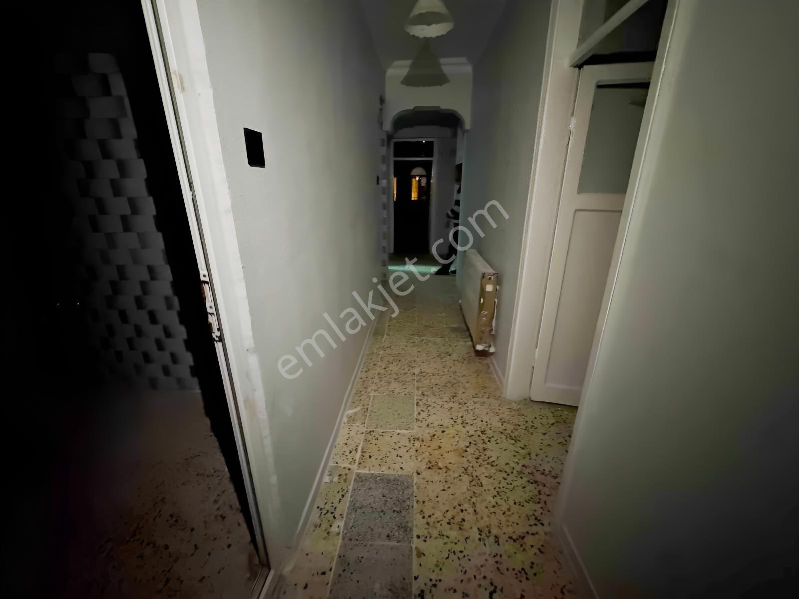 Geylani Emlak'tan Acil 3+1 165 M2 Son Kat — fotoğraf 34