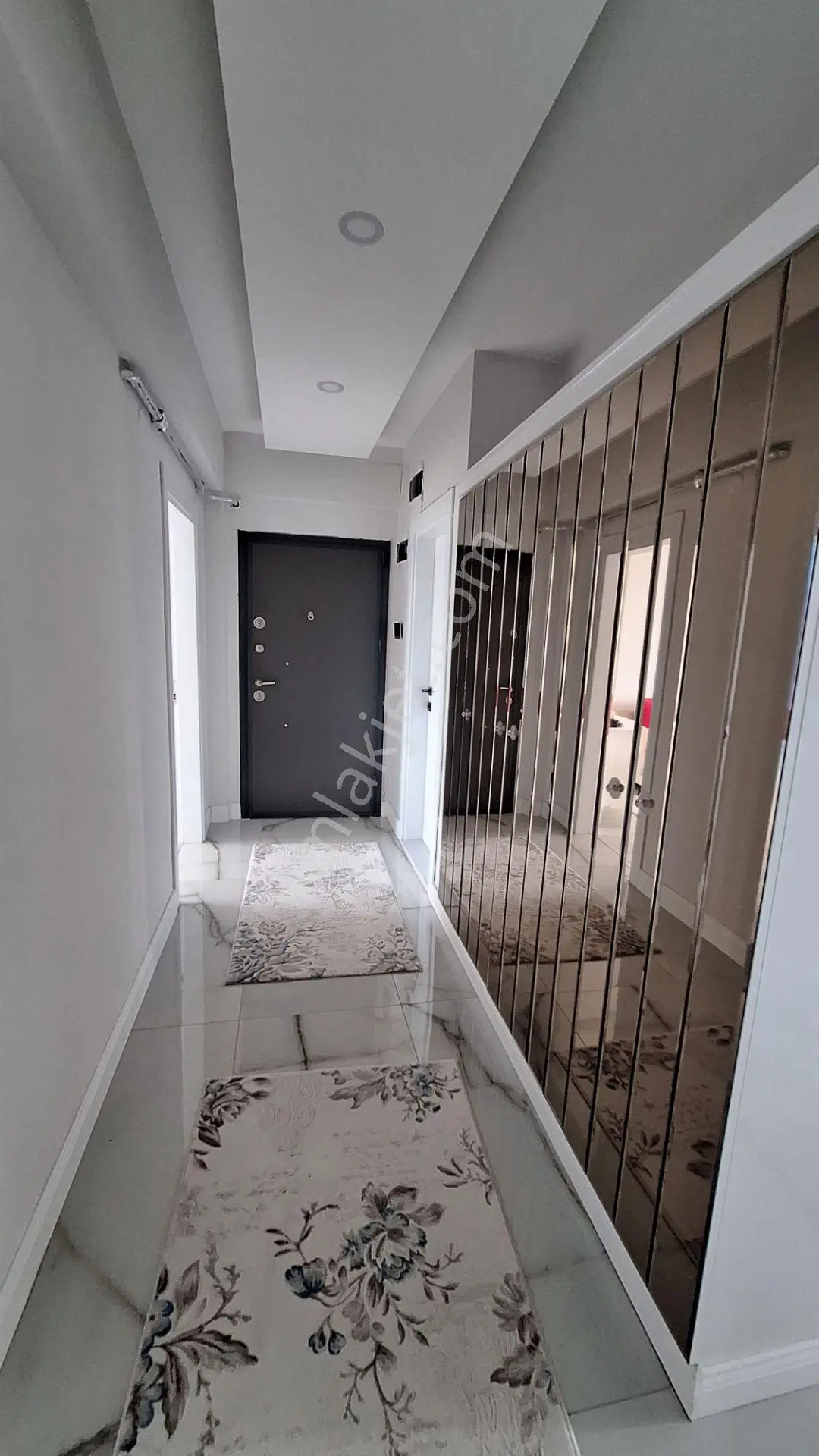 Cumhuriyet Mh.Satılık Bakımlı Lüks 3+1