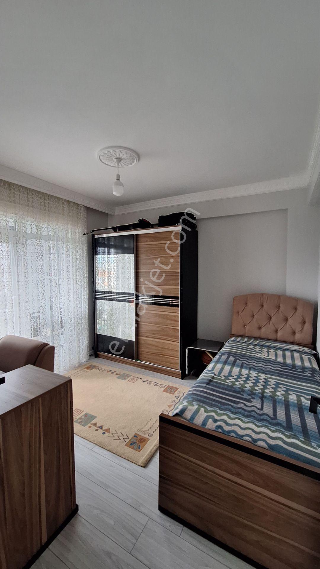 Cumhuriyet Mh.satılık Bakımlı Lüks 3+1 — fotoğraf 6