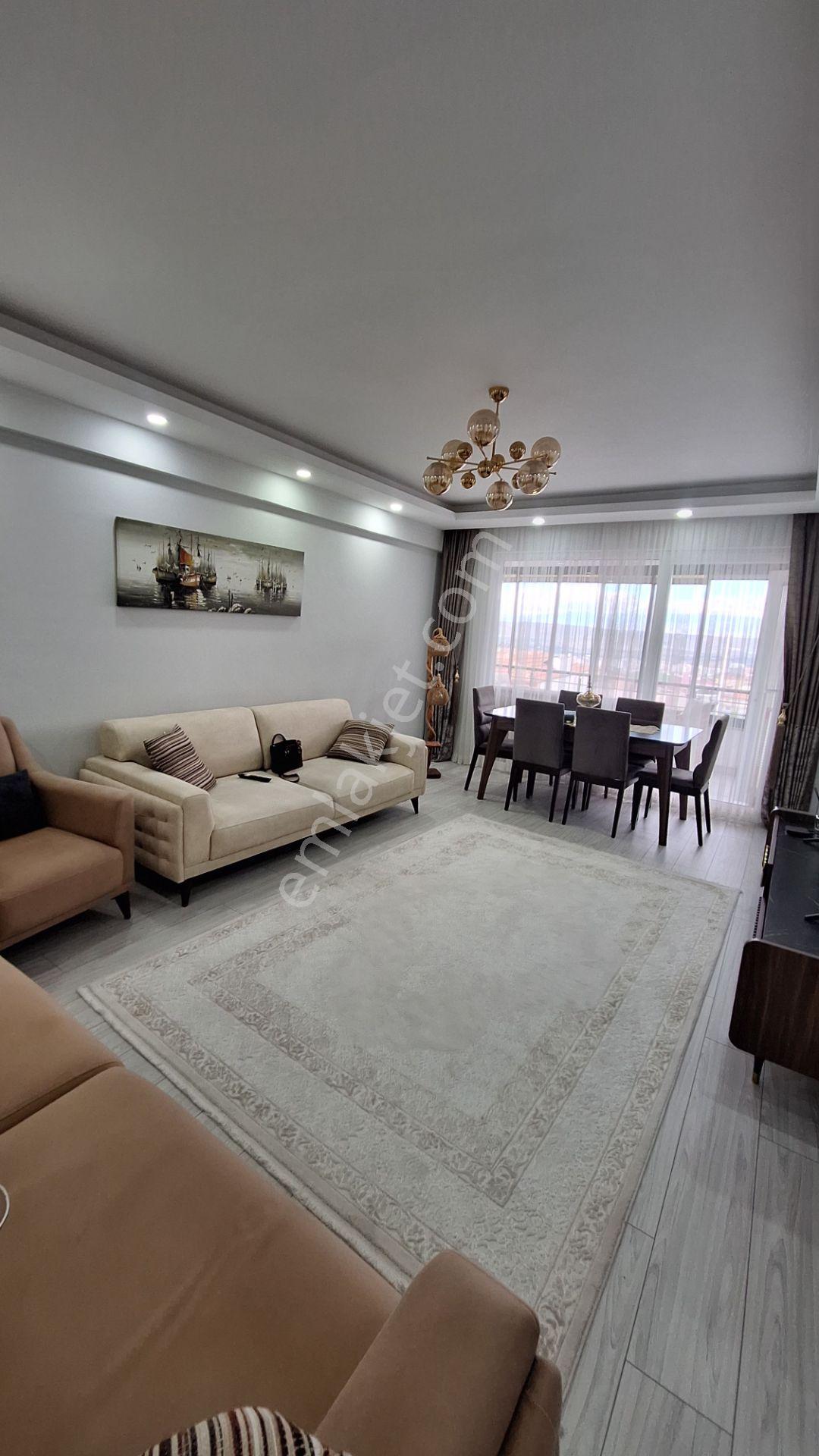 Cumhuriyet Mh.satılık Bakımlı Lüks 3+1 — fotoğraf 14