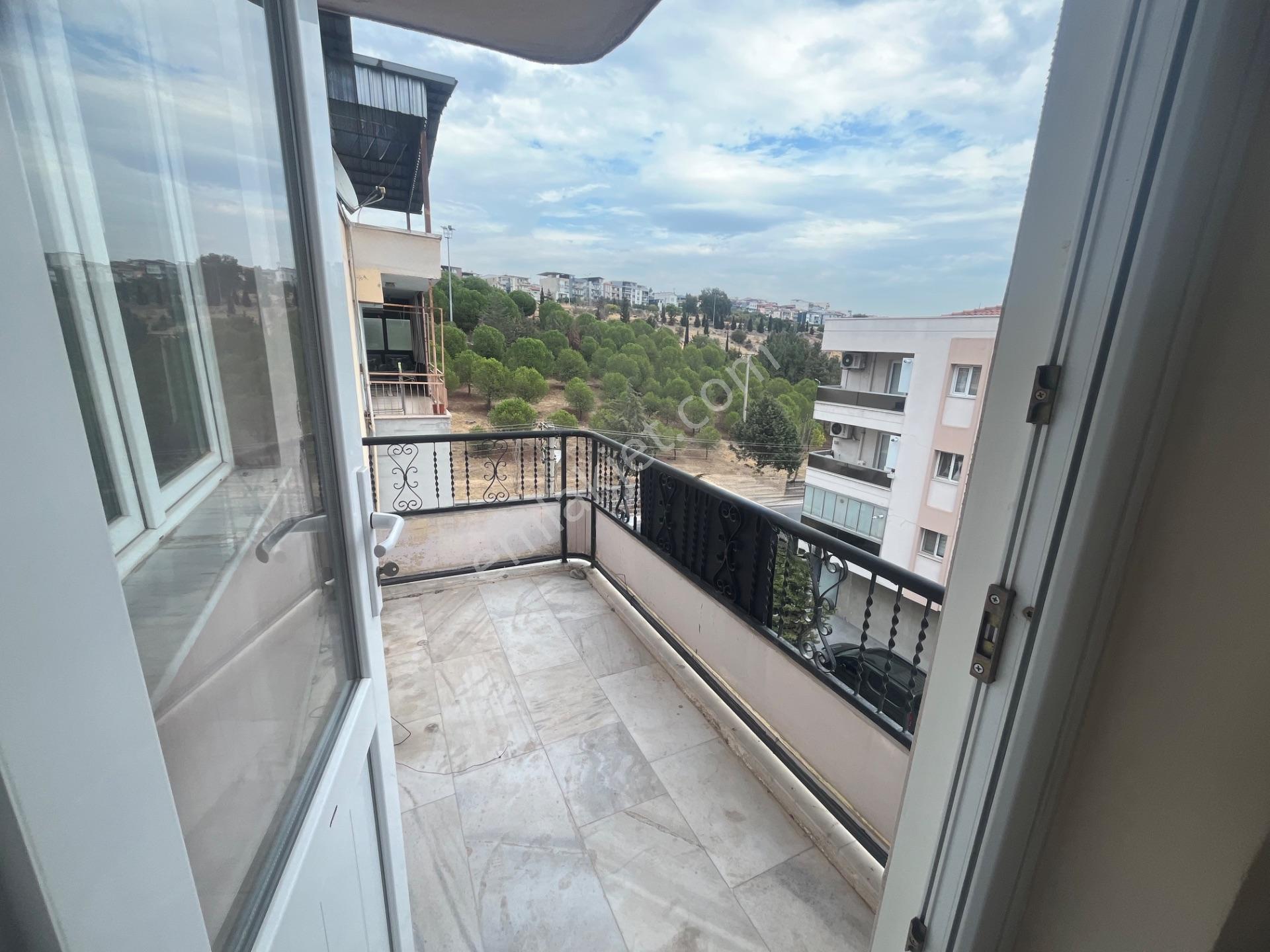Bayraklı Osmangazi'de 4 Cepheli 4+1 Teraslı Dublex Daire — fotoğraf 35