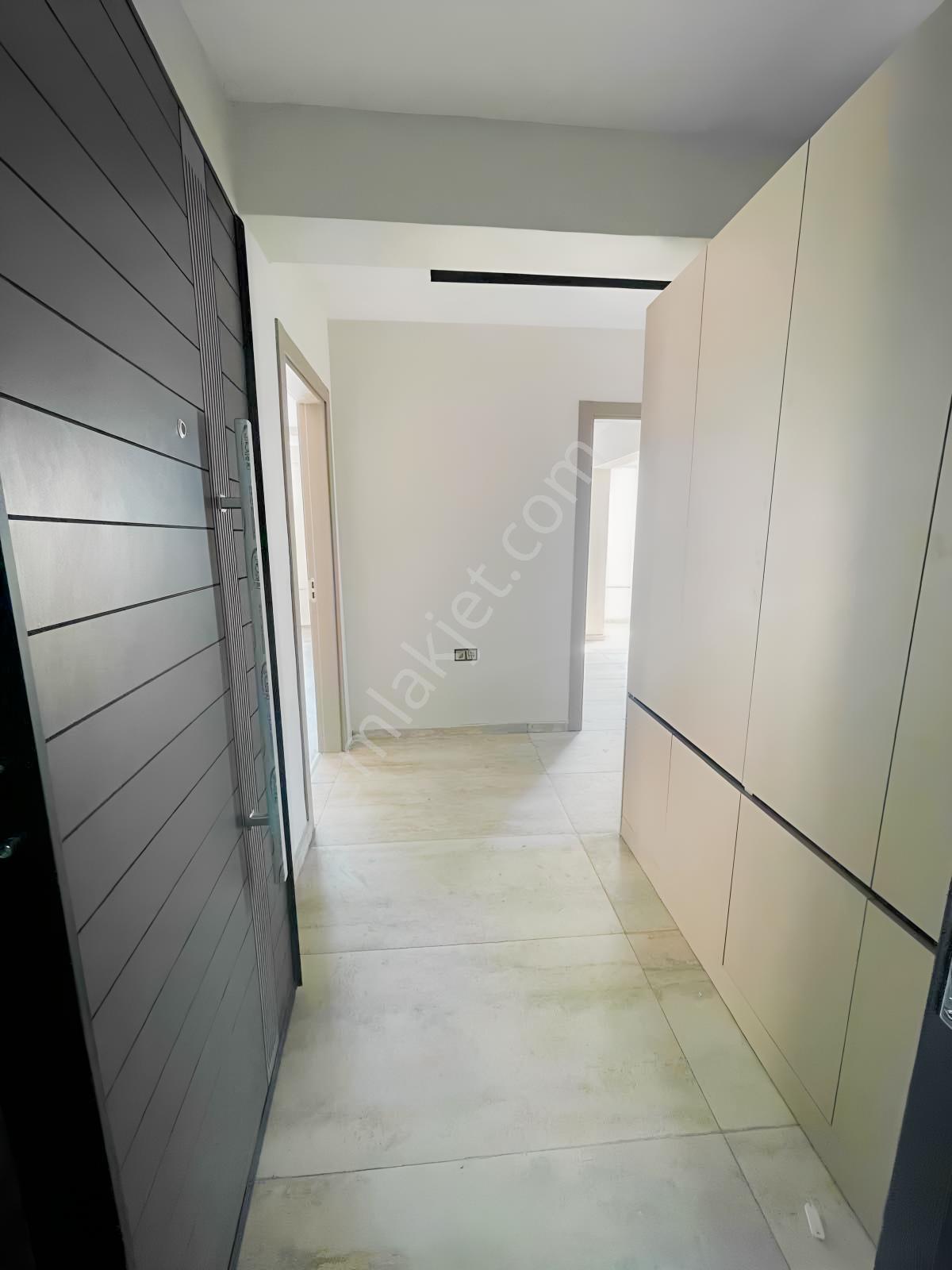 Talas Bulvar Üstü Tramvay 50 M Mesafede 3.5+1 Daire