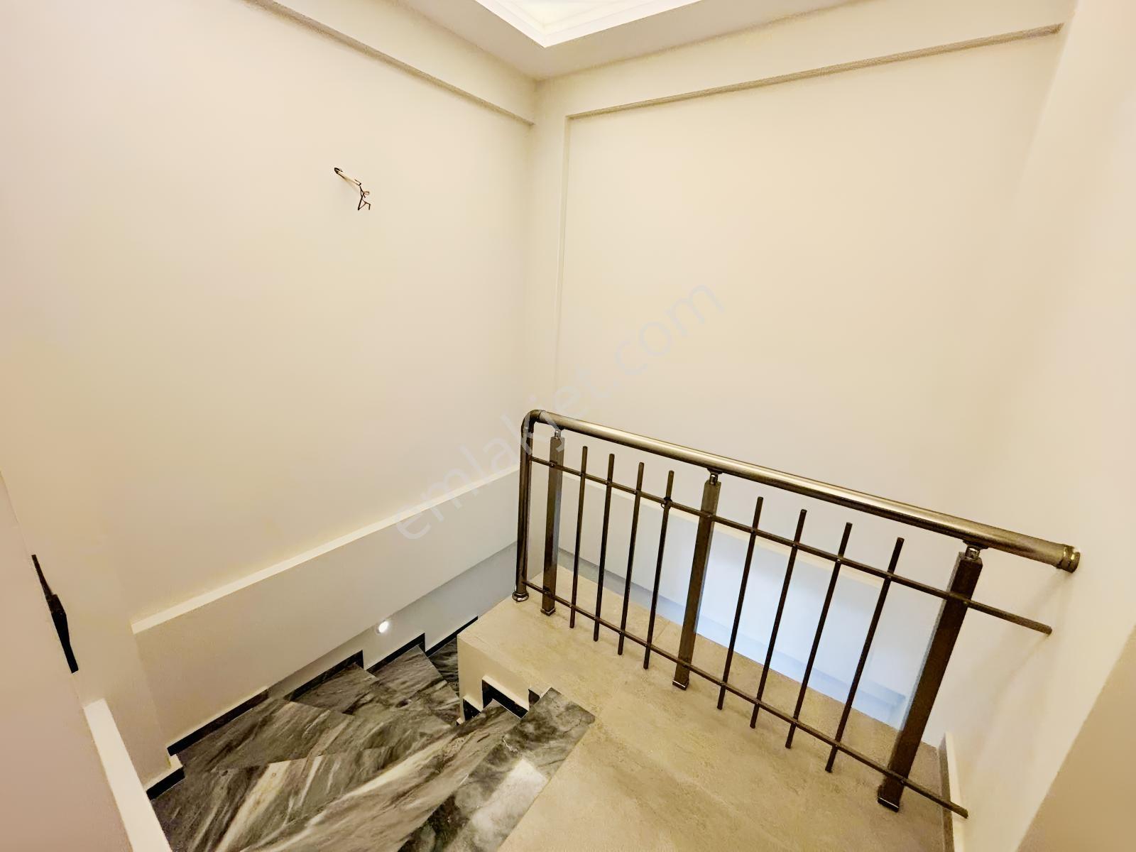 Nazilli Pazarına Ve Denize Yakın Konumda Eşyalı 3+1 Villa — fotoğraf 18
