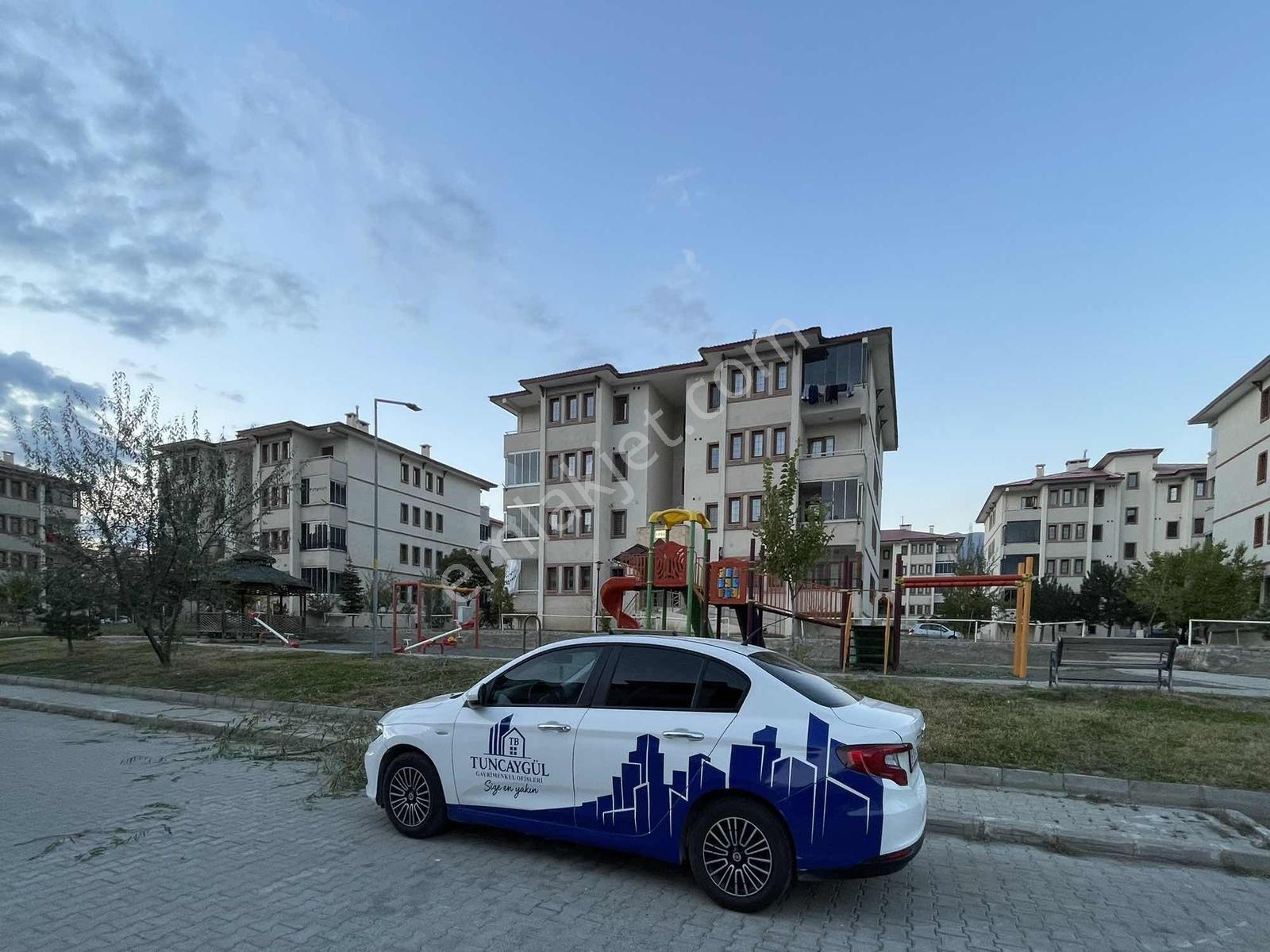 Tuncaygül'den Satılık 2+1 Ara Kat Daire | Geçit 2. Etap Toki — fotoğraf 4