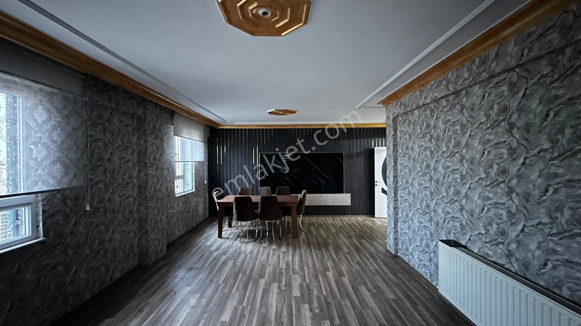 Deniz’den Yenişehir Mah Ana Cadde Üzeri Satılık 4+1 Evebeyn + Cam Ve Süs Havuzlu+lüx İçi Ful Daire — fotoğraf 3