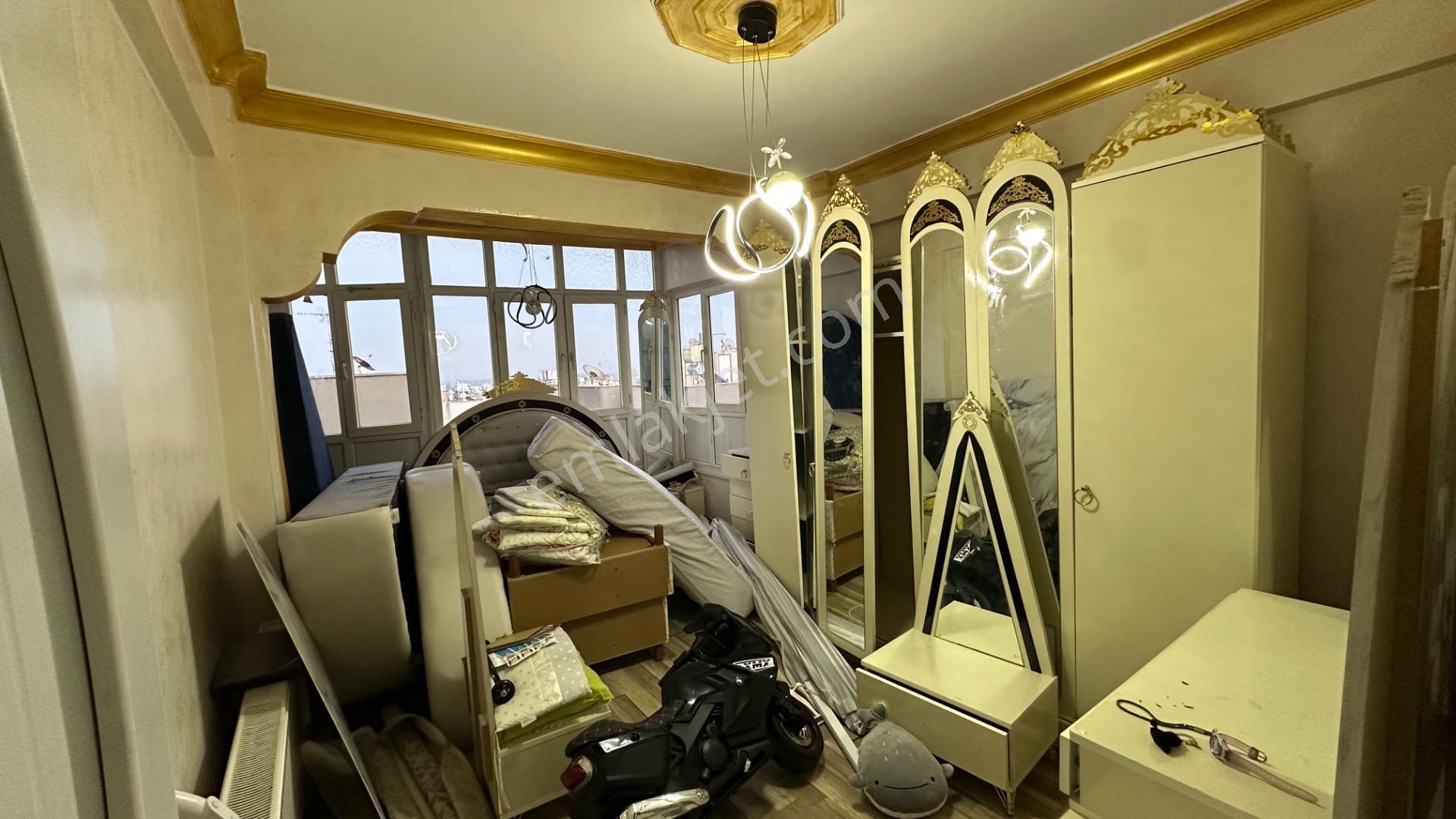 Deniz’den Yenişehir Mah Ana Cadde Üzeri Satılık 4+1 Evebeyn + Cam Ve Süs Havuzlu+lüx İçi Ful Daire — fotoğraf 11