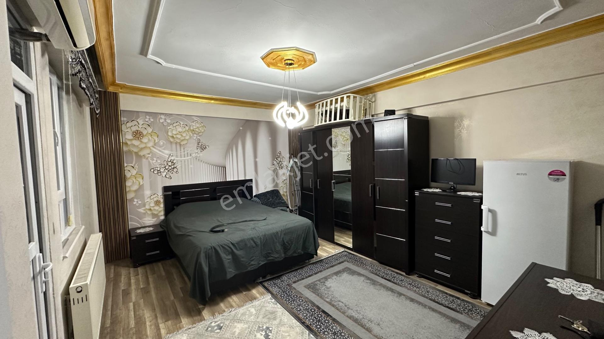 Deniz’den Yenişehir Mah Ana Cadde Üzeri Satılık 4+1 Evebeyn + Cam Ve Süs Havuzlu+lüx İçi Ful Daire — fotoğraf 12