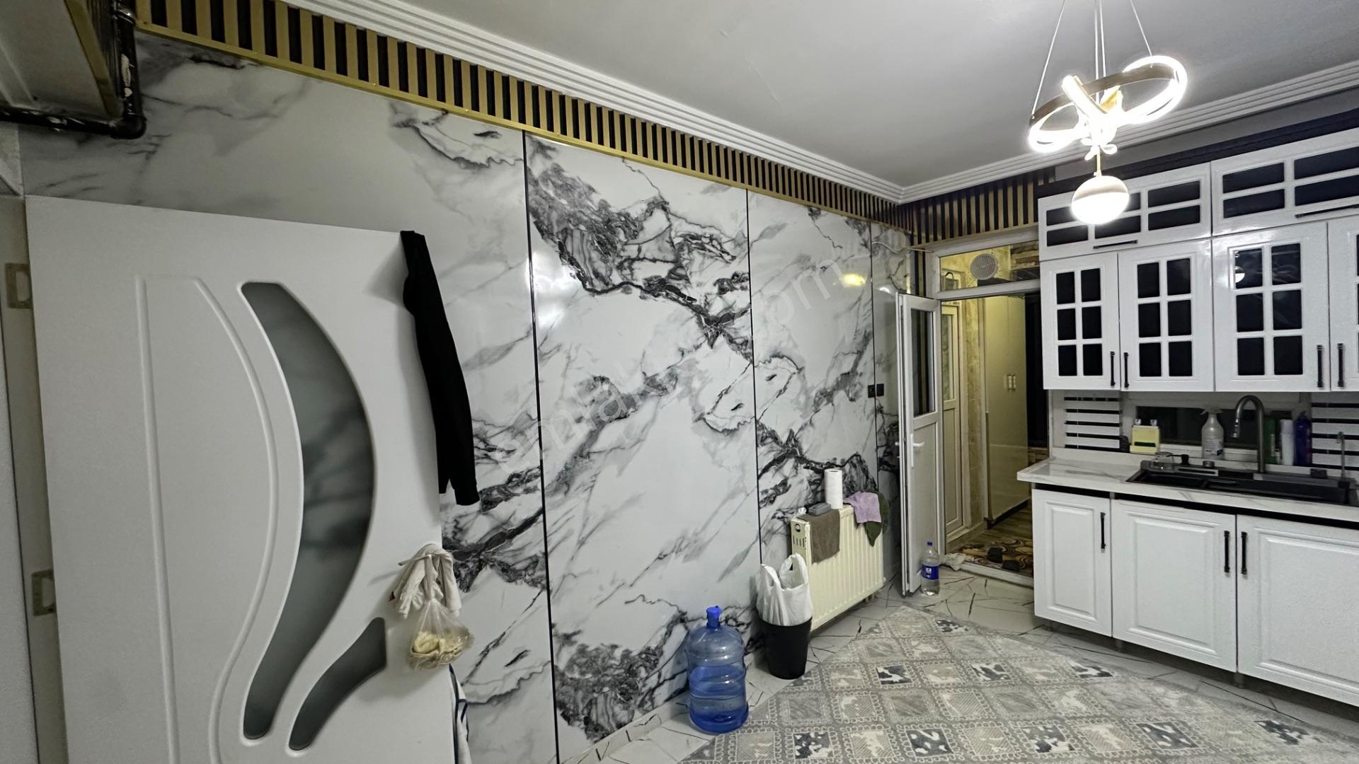 Deniz’den Yenişehir Mah Ana Cadde Üzeri Satılık 4+1 Evebeyn + Cam Ve Süs Havuzlu+lüx İçi Ful Daire — fotoğraf 18