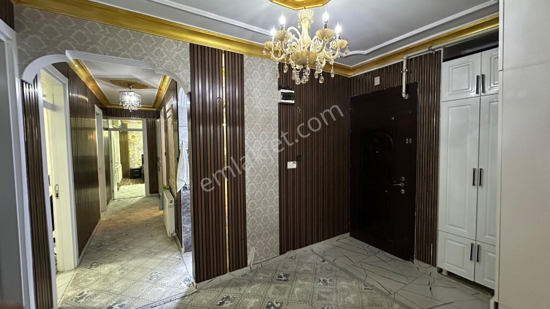 Deniz’den Yenişehir Mah Ana Cadde Üzeri Satılık 4+1 Evebeyn + Cam Ve Süs Havuzlu+lüx İçi Ful Daire — fotoğraf 22