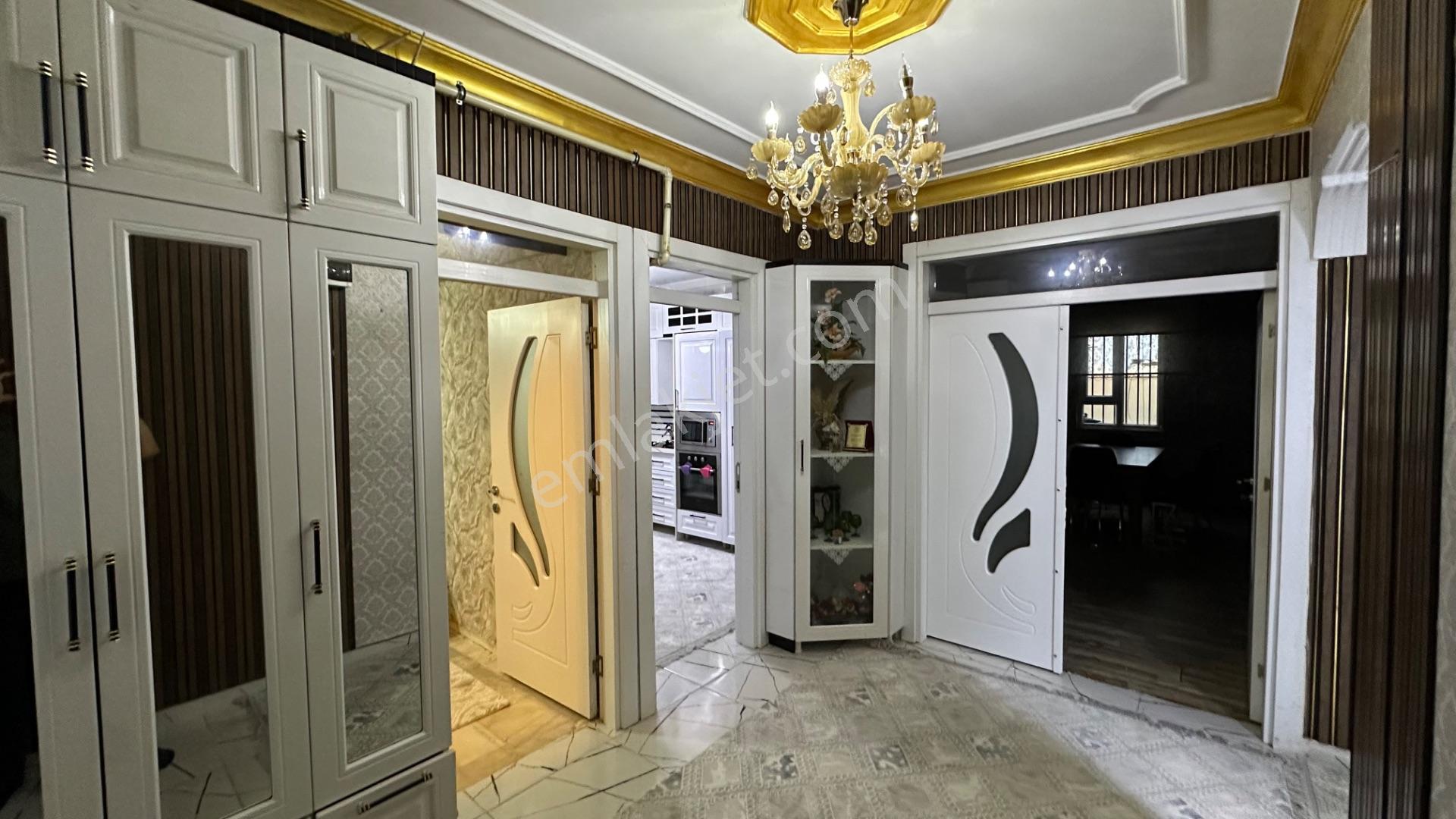 Deniz’den Yenişehir Mah Ana Cadde Üzeri Satılık 4+1 Evebeyn + Cam Ve Süs Havuzlu+lüx İçi Ful Daire — fotoğraf 23
