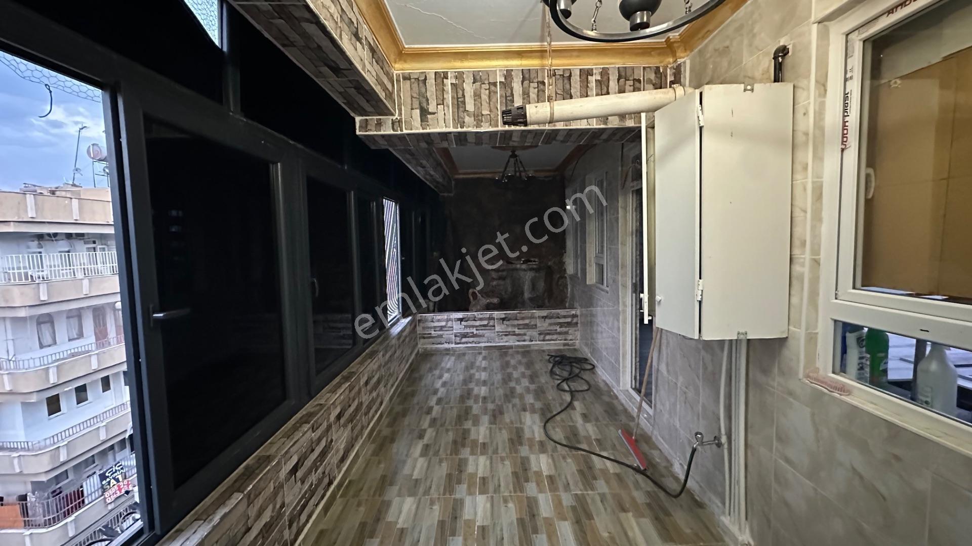 Deniz’den Yenişehir Mah Ana Cadde Üzeri Satılık 4+1 Evebeyn + Cam Ve Süs Havuzlu+lüx İçi Ful Daire — fotoğraf 28