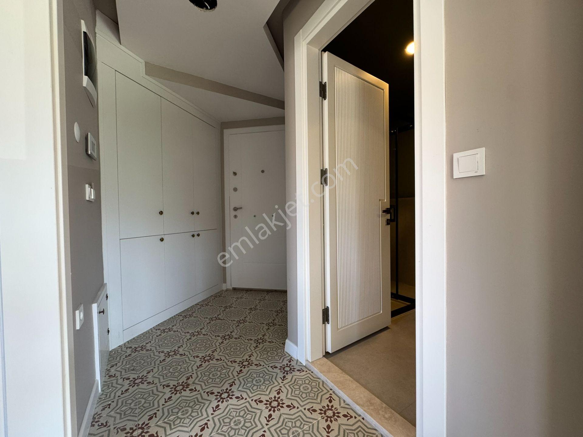 Nevk Invest'ten Fethiye'de Asansörlü Yerden Isıtmalı Sıfır Ara Kat 1+1 — fotoğraf 17
