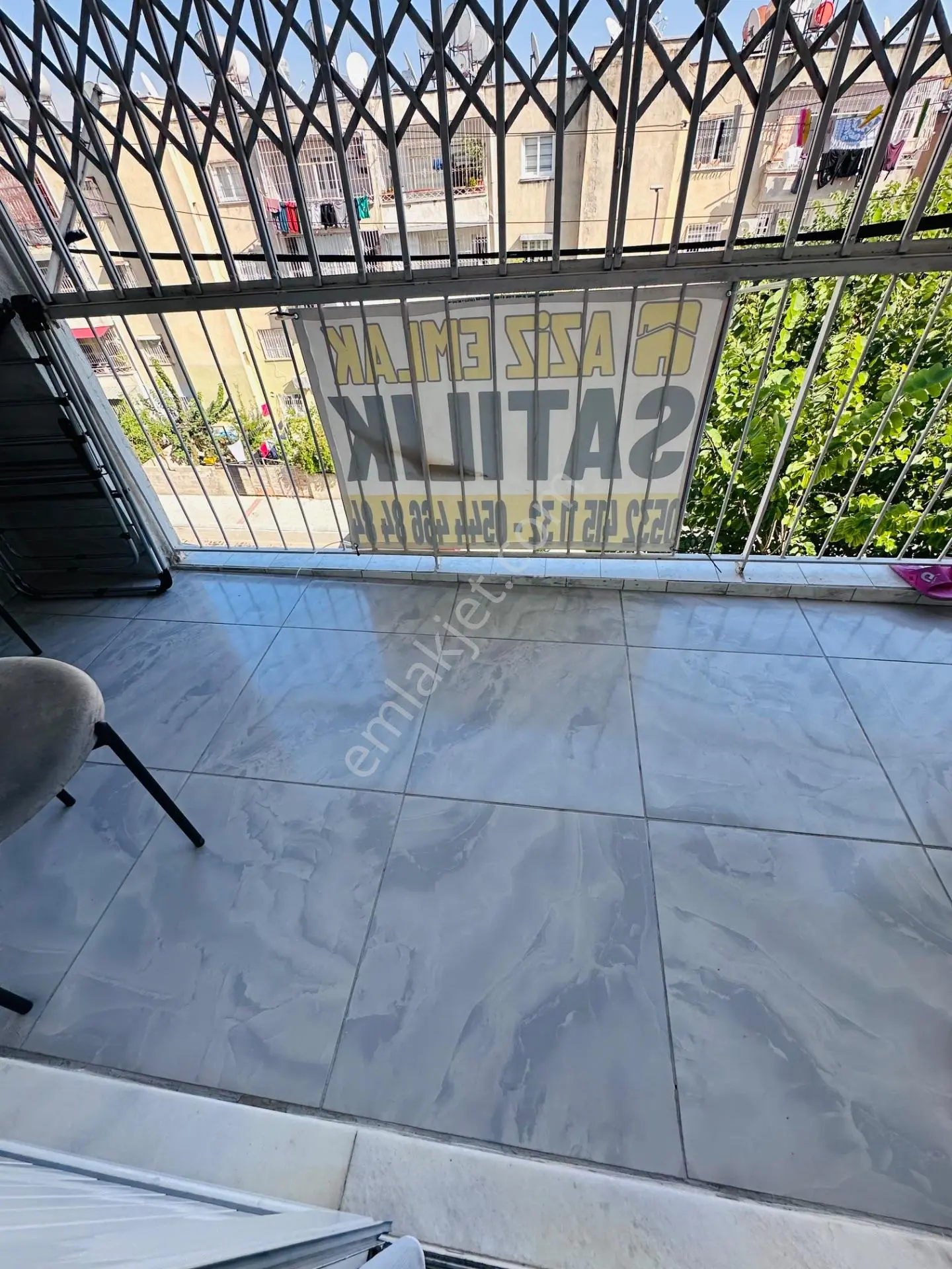 Aziz Emlak’tan Halkkent Beyaz Evler’de Satılık 2 + 1 İçi Full Yapılı Ferah Daire — fotoğraf 3
