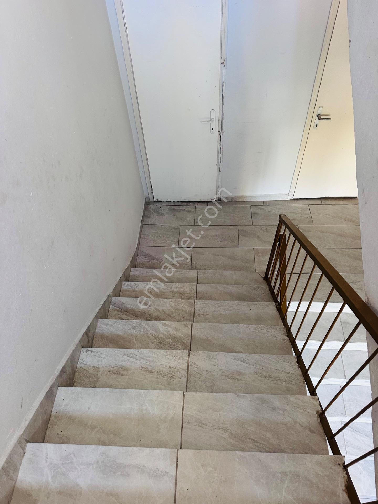 Aziz Emlak’tan Halkkent Beyaz Evler’de Satılık 2 + 1 İçi Full Yapılı Ferah Daire — fotoğraf 12