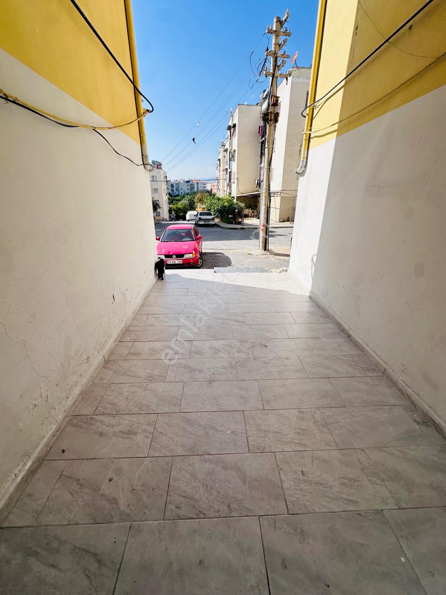 Aziz Emlak’tan Halkkent Beyaz Evler’de Satılık 2 + 1 İçi Full Yapılı Ferah Daire — fotoğraf 14