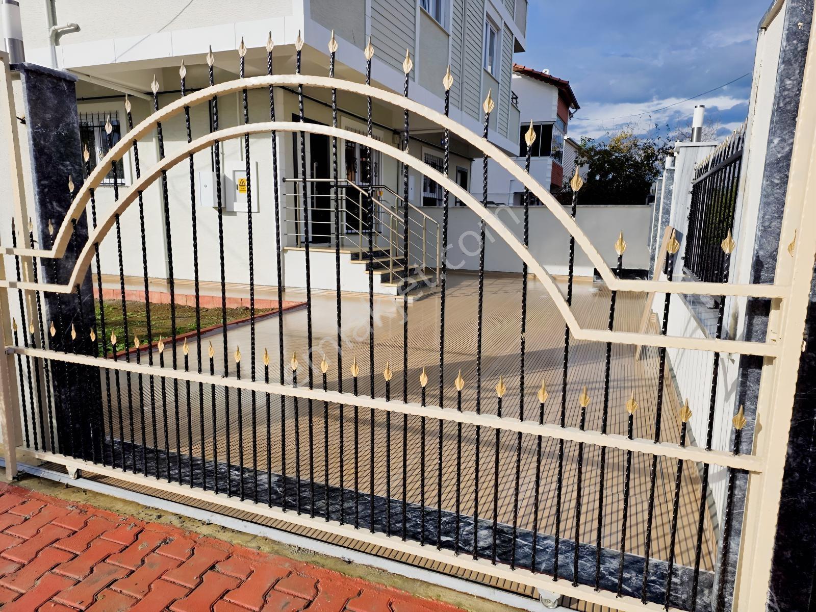 Düzgün Ve Temiz Villa 4+1 Sorunsuz #kartallar Onur Duyar# — fotoğraf 4